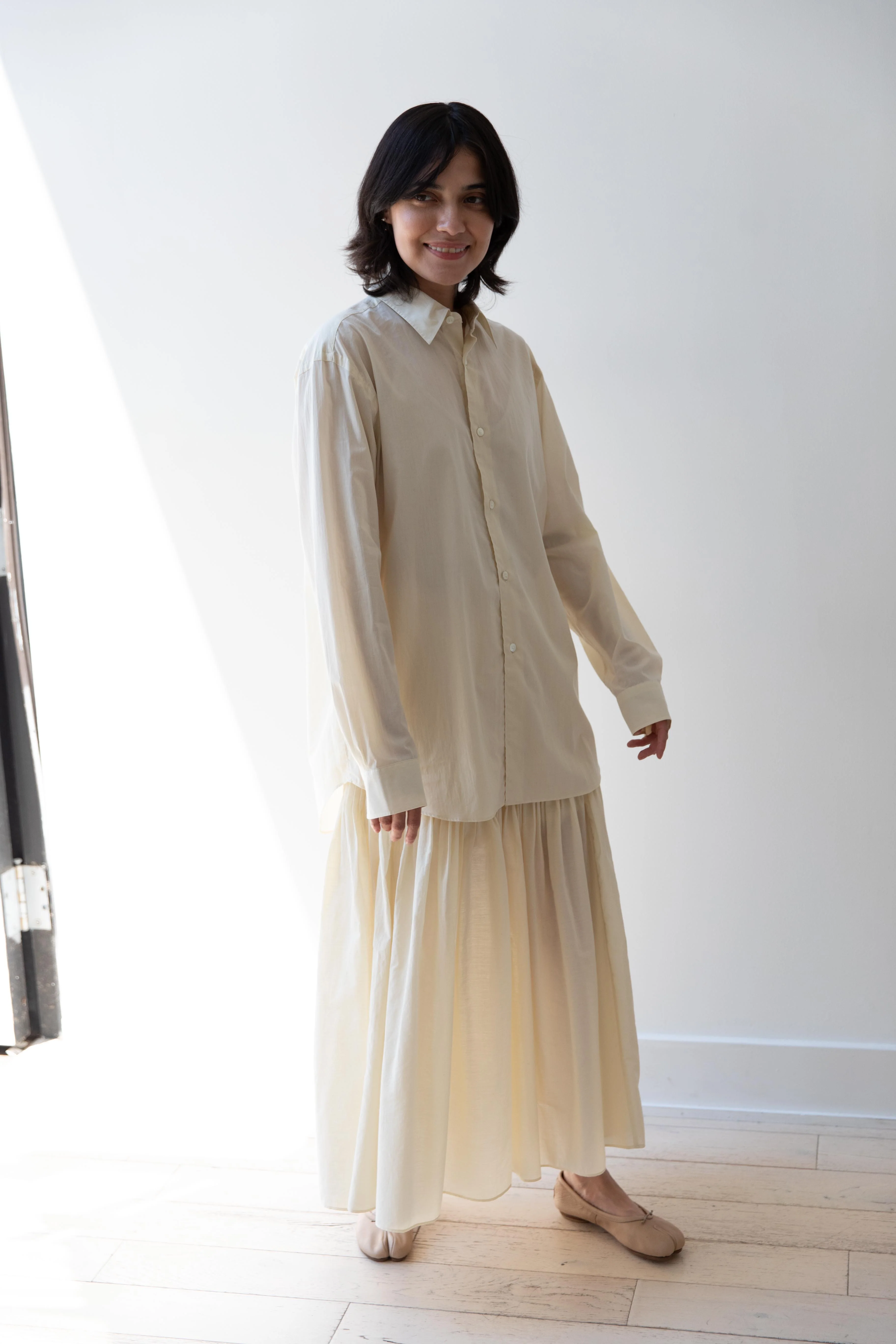Auralee | Cotton Lawn Pin-Tuck Skirt in Ivory White - Image 10