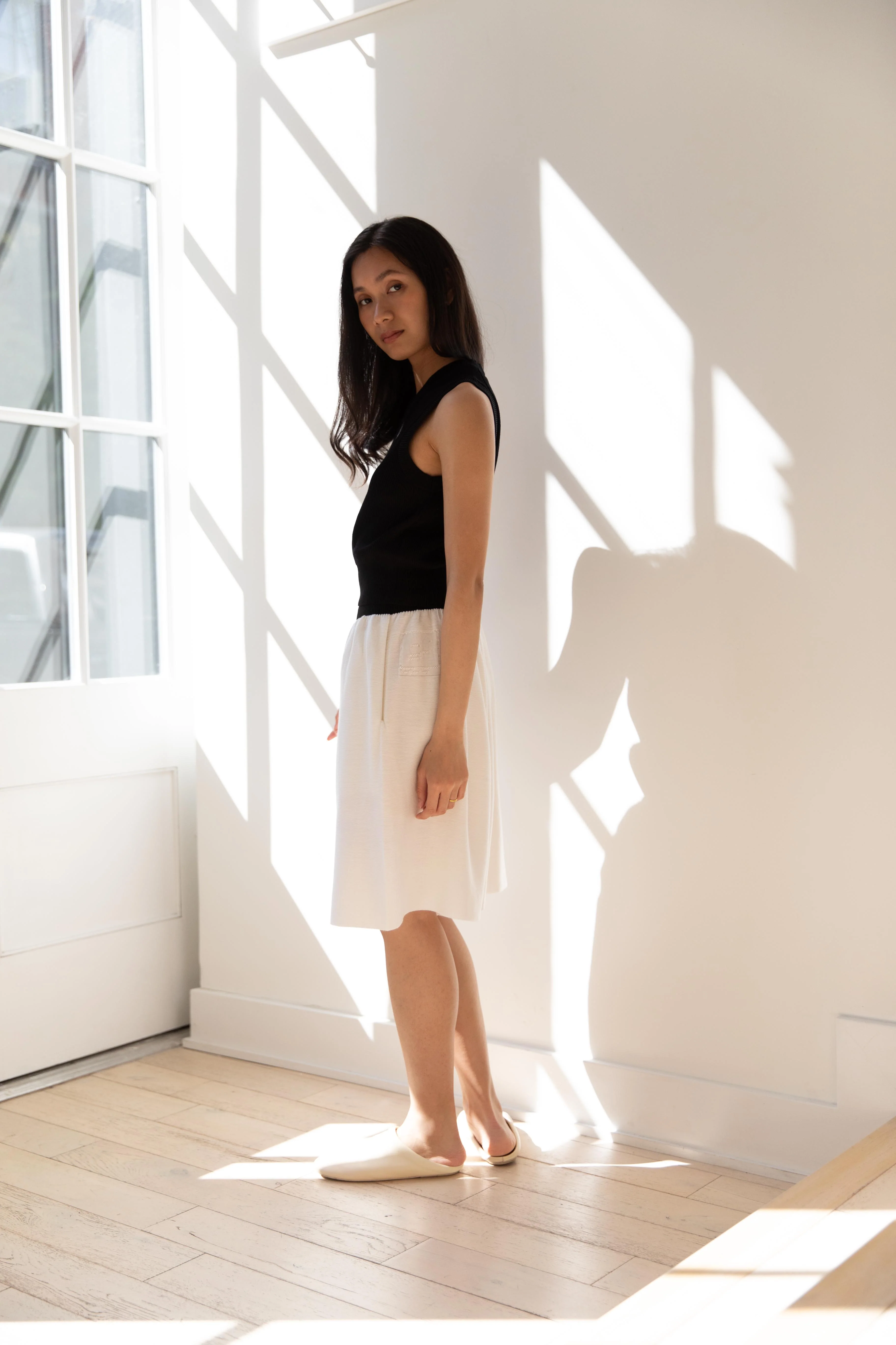 Auralee | Flat Yarn Rib Knit Vest in Black - Image 22