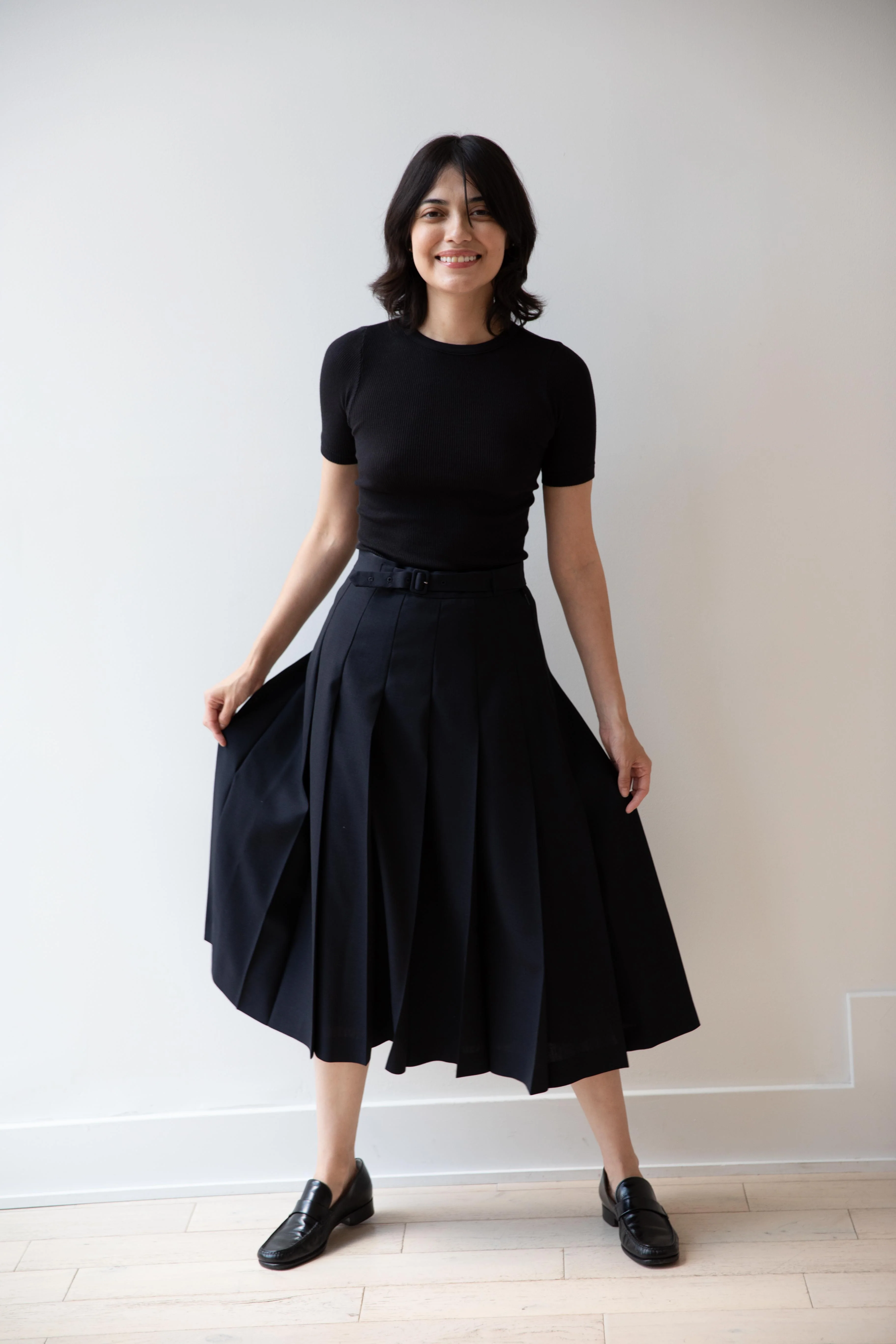Auralee | Hopsack Pleated Skirt in Dark Navy - Image 27