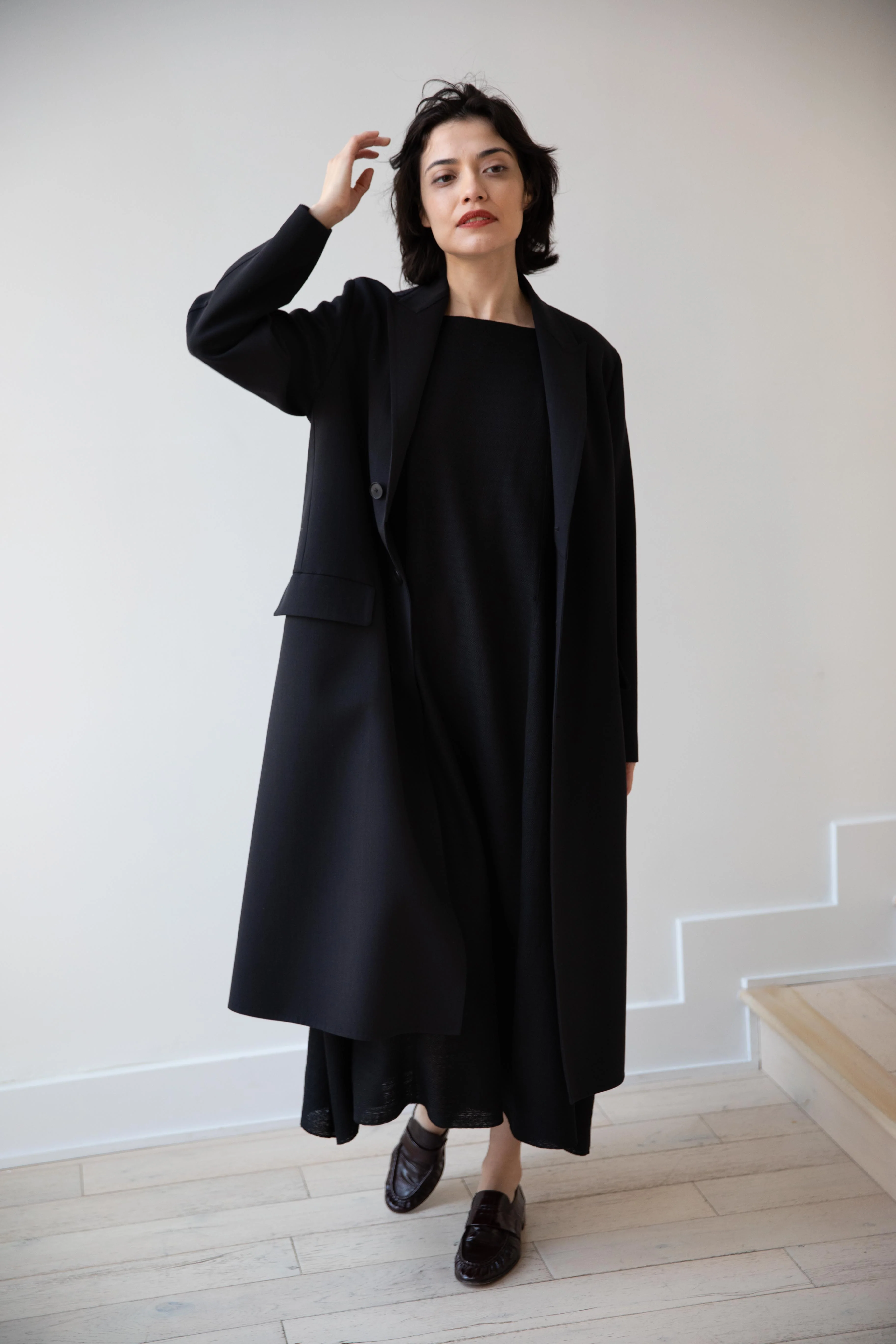 Auralee | Structured Wool Gabardine Hand Sewn Coat in Navy Black - Image 5