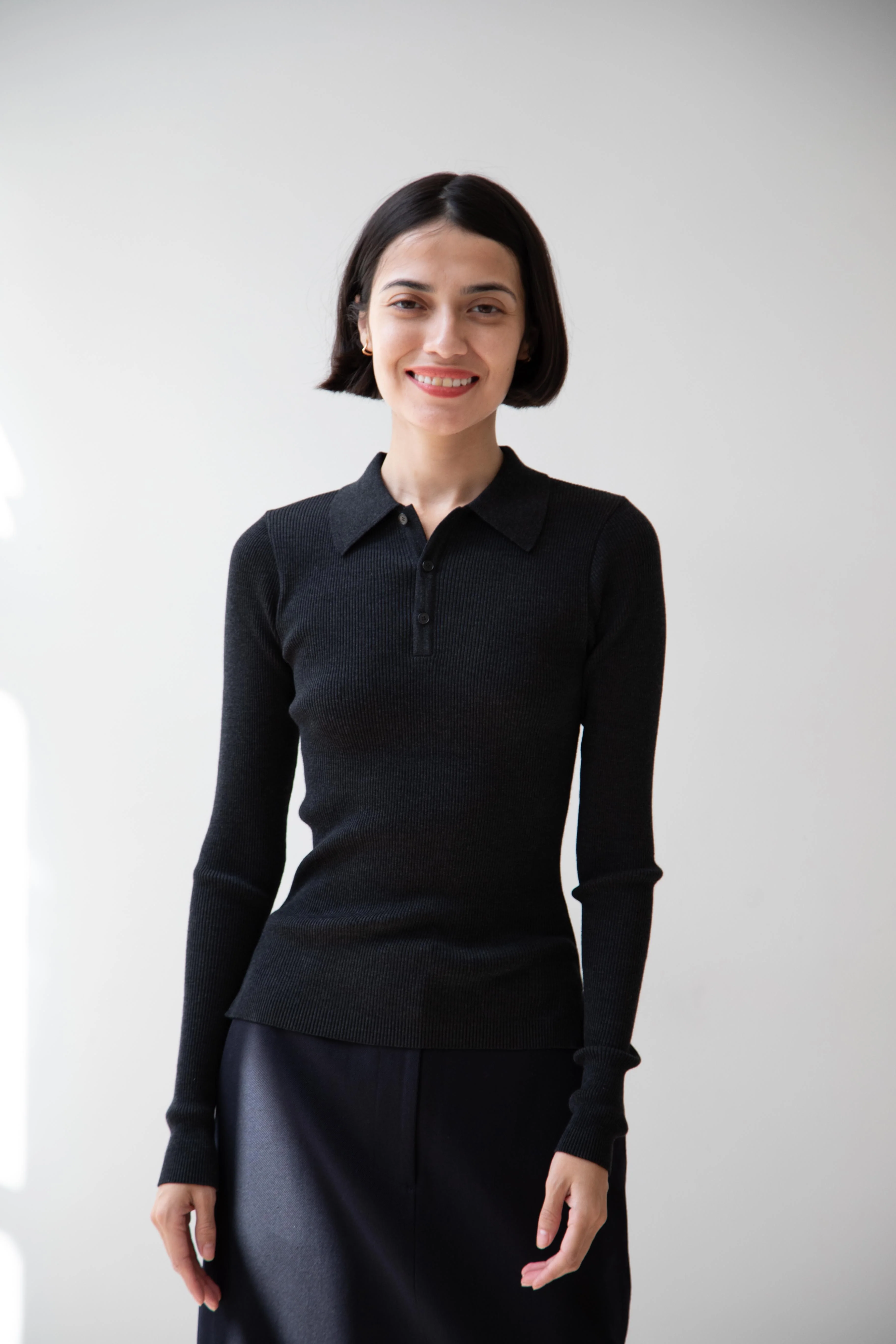 Auralee | Superfine Wool High Gauge Rib Polo in Charcoal - Image 6