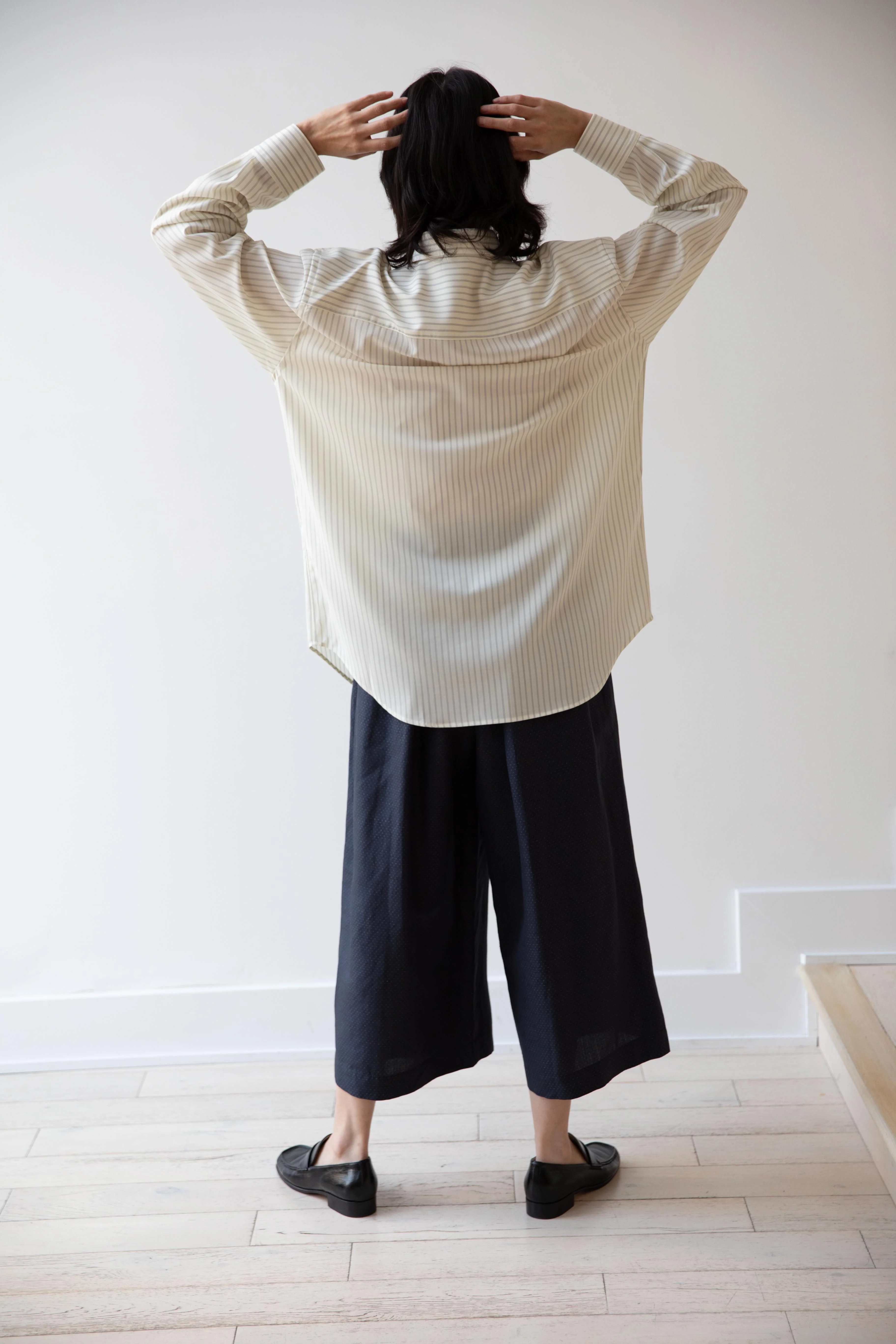 Auralee | Stripe Shirt in Ivory - Image 15