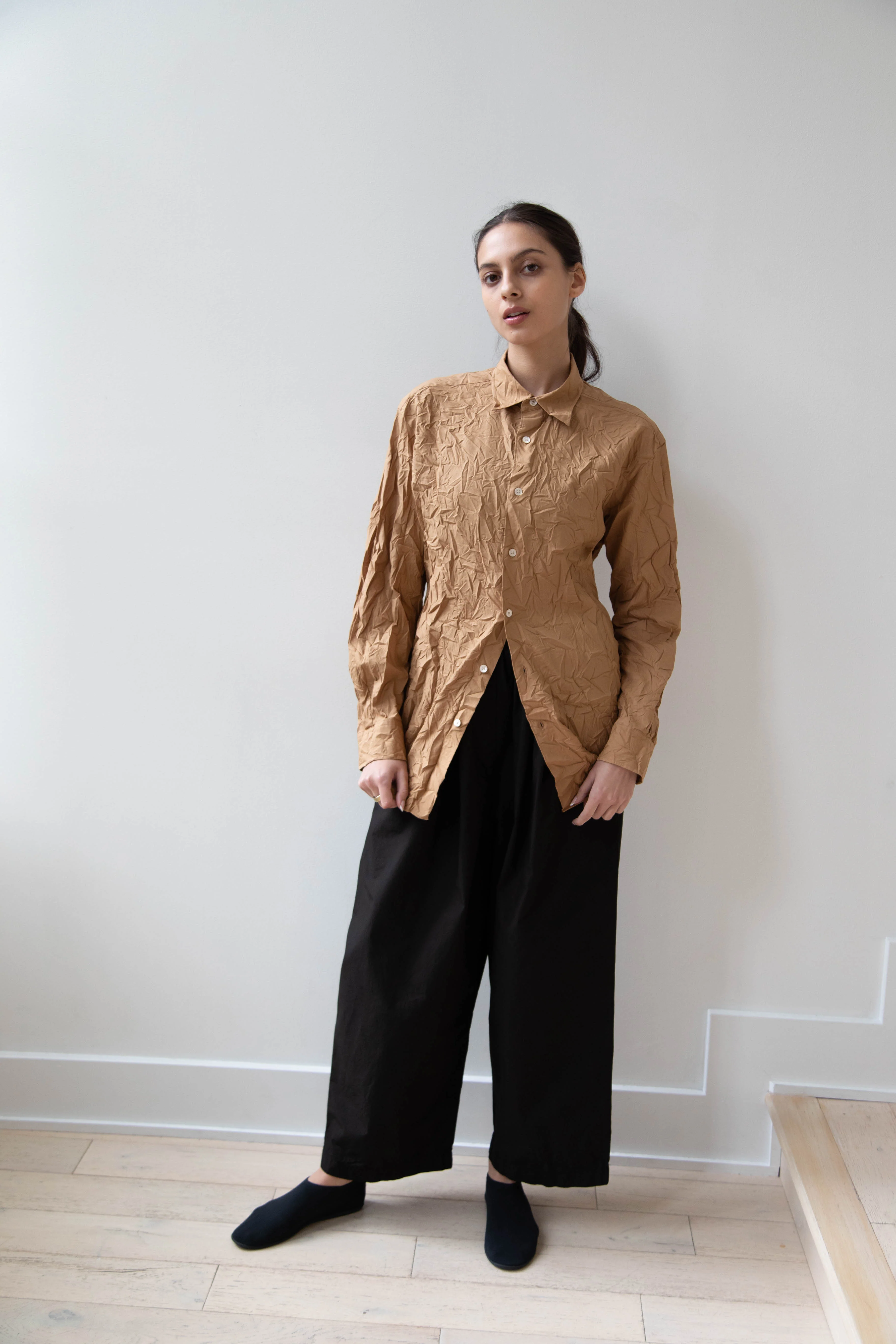 Auralee | Wrinkled Washed Finx Shirt in Brown - Image 19