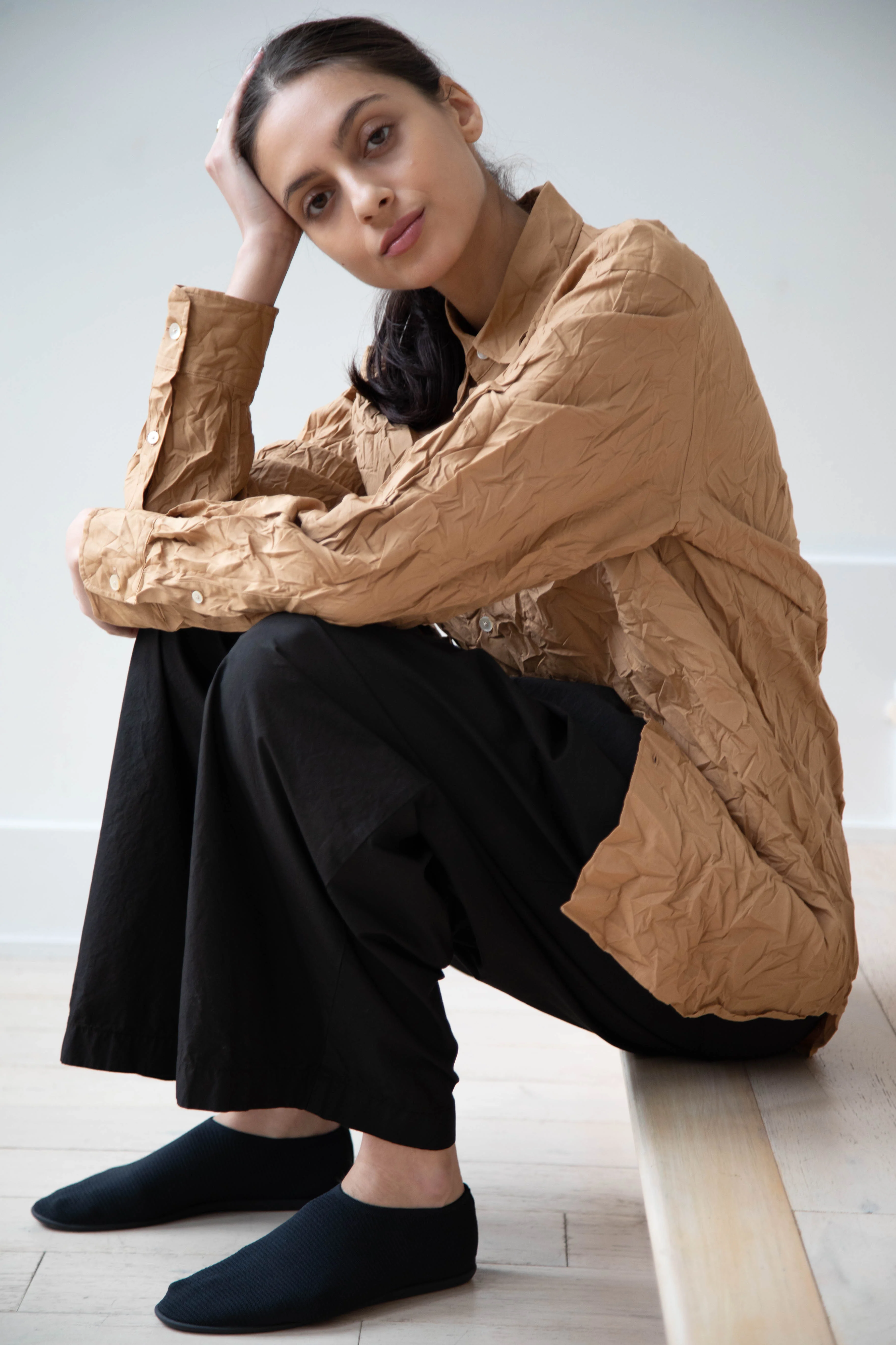 Auralee | Wrinkled Washed Finx Shirt in Brown - Image 29