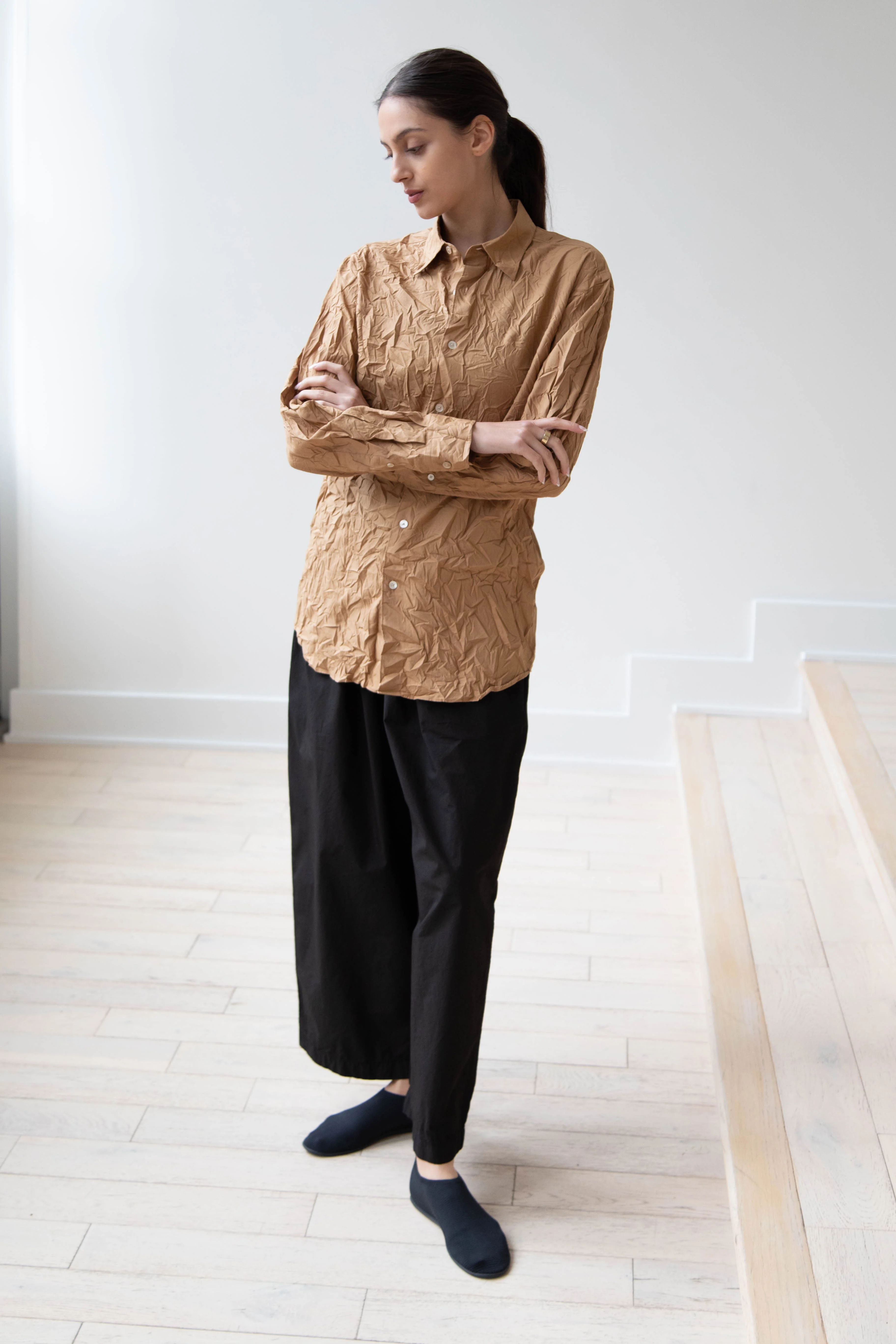 Auralee | Wrinkled Washed Finx Shirt in Brown - Image 4