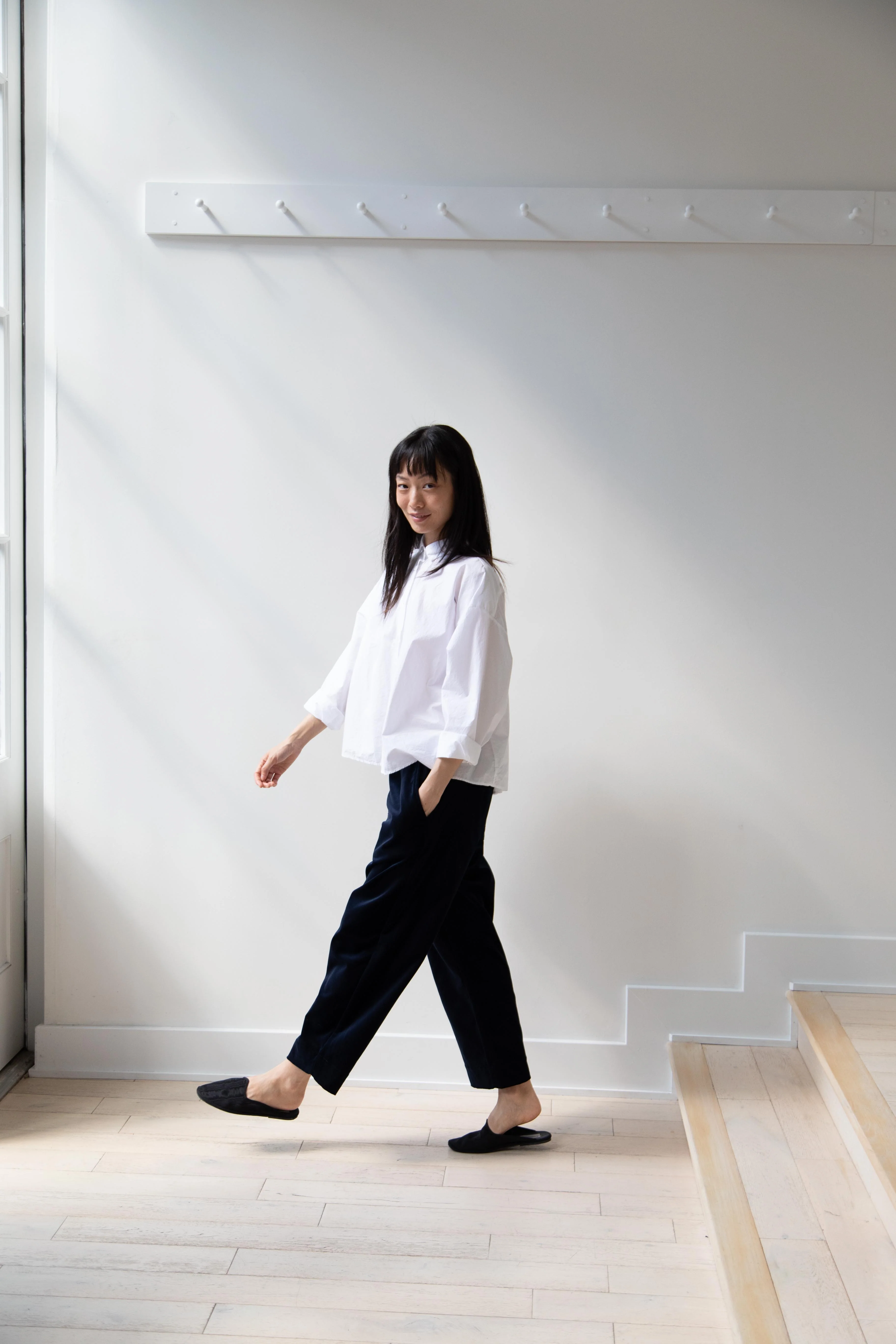 Bergfabel | Short Overshirt in White - Image 44
