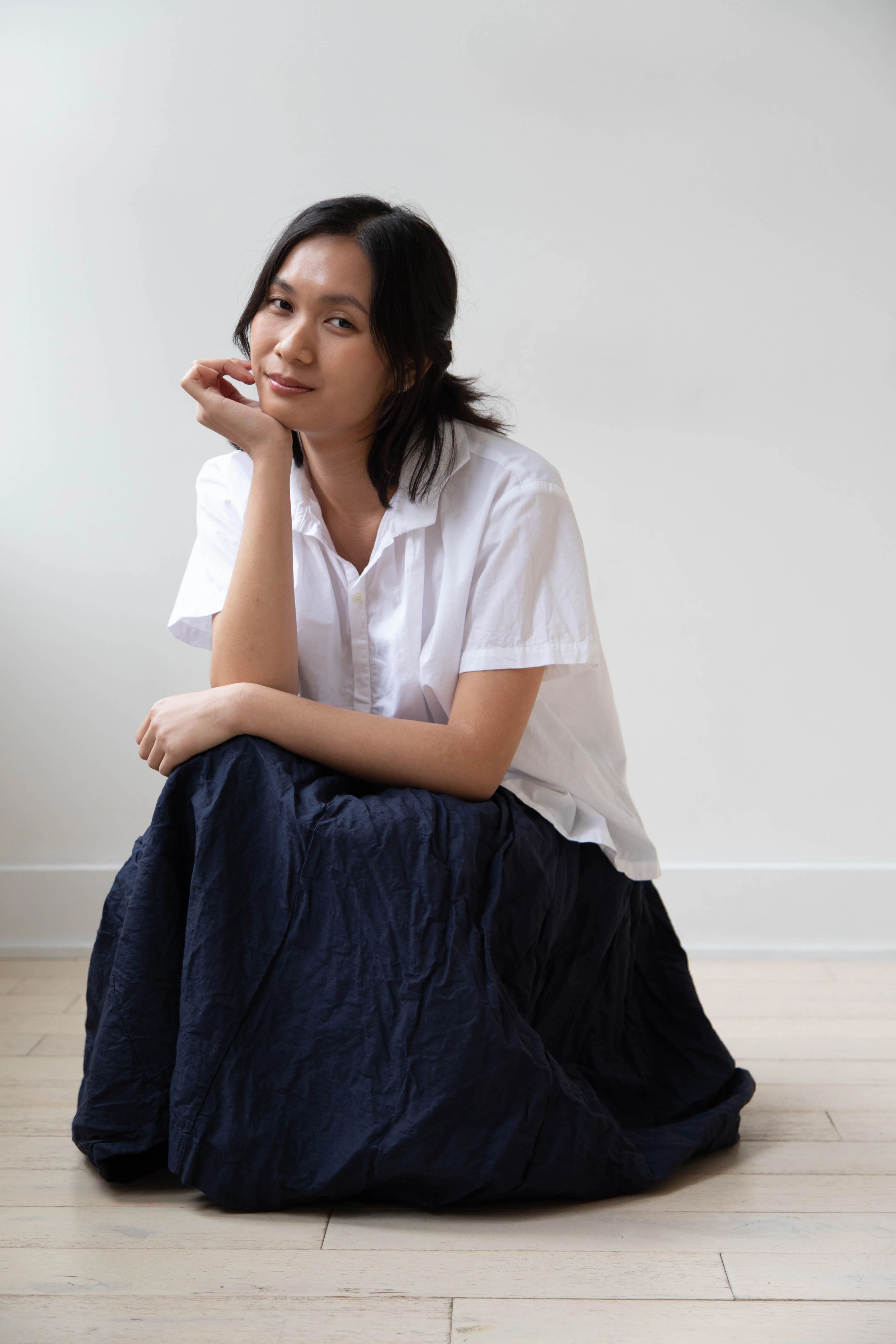 Bergfabel | Farmer Skirt in Navy Cotton Linen Crinkle - Image 17