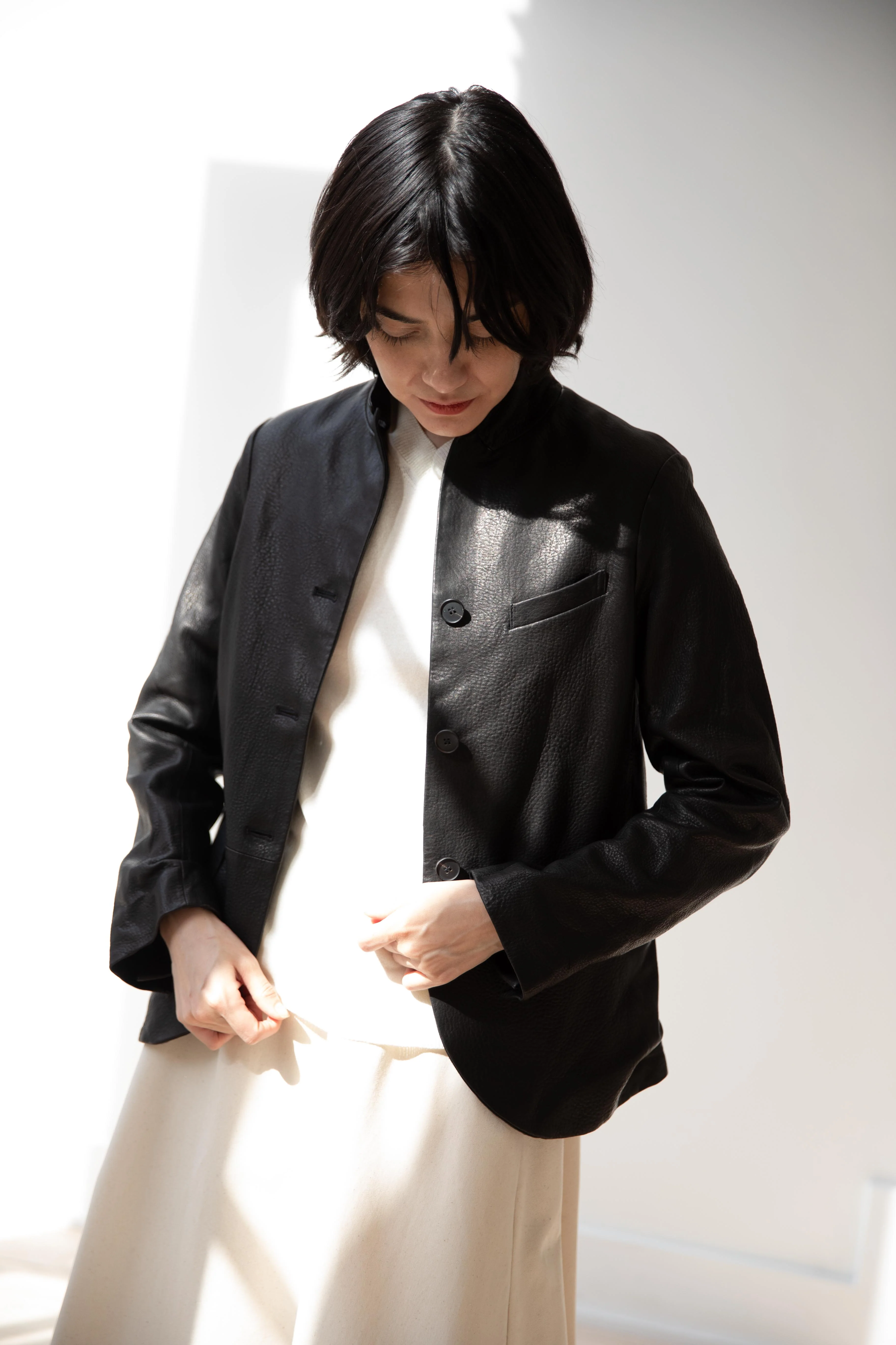 Bergfabel | Leather Tyrol Jacket in Black - Image 4