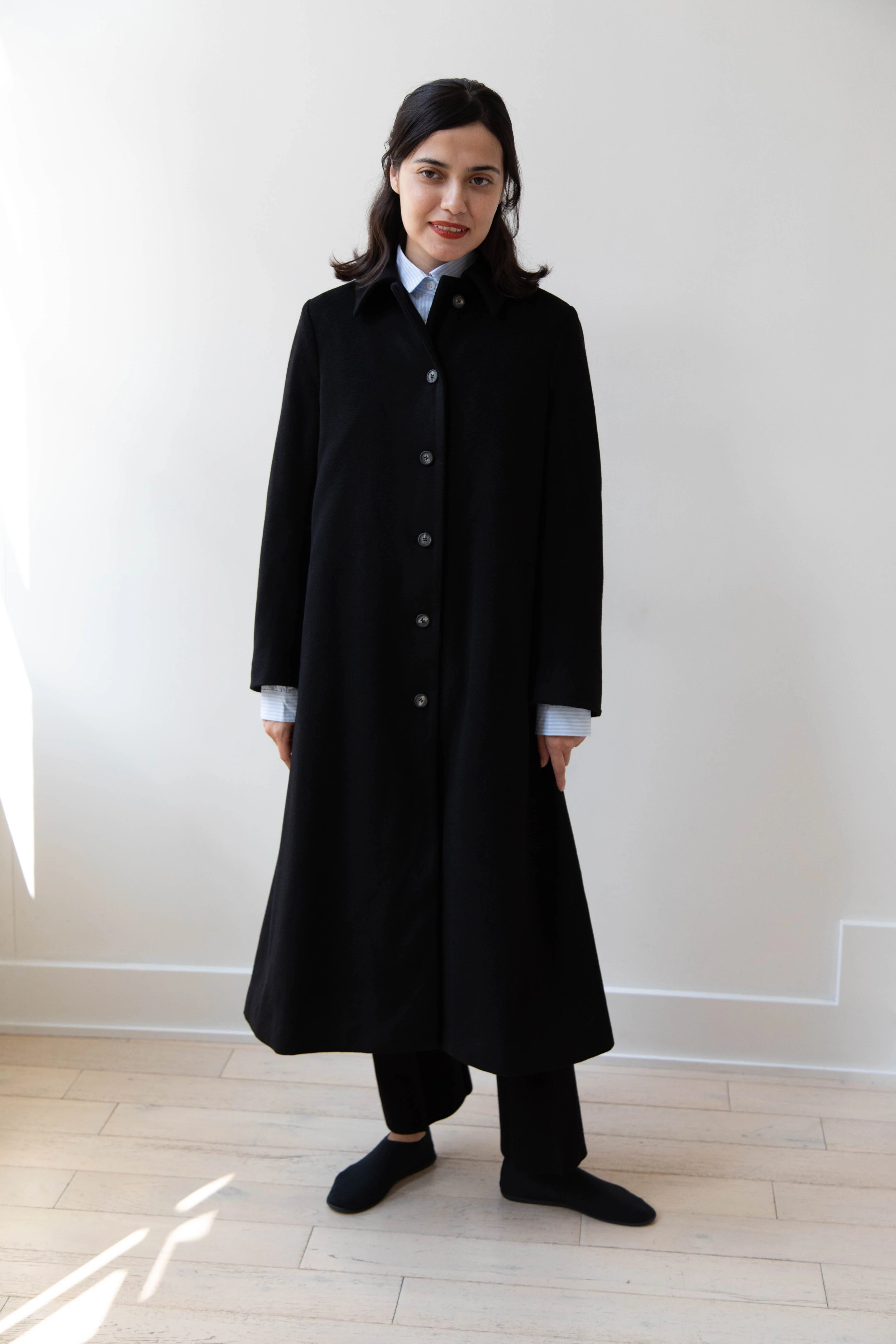Bergfabel | Maria Coat in Black Cashmere - Image 34