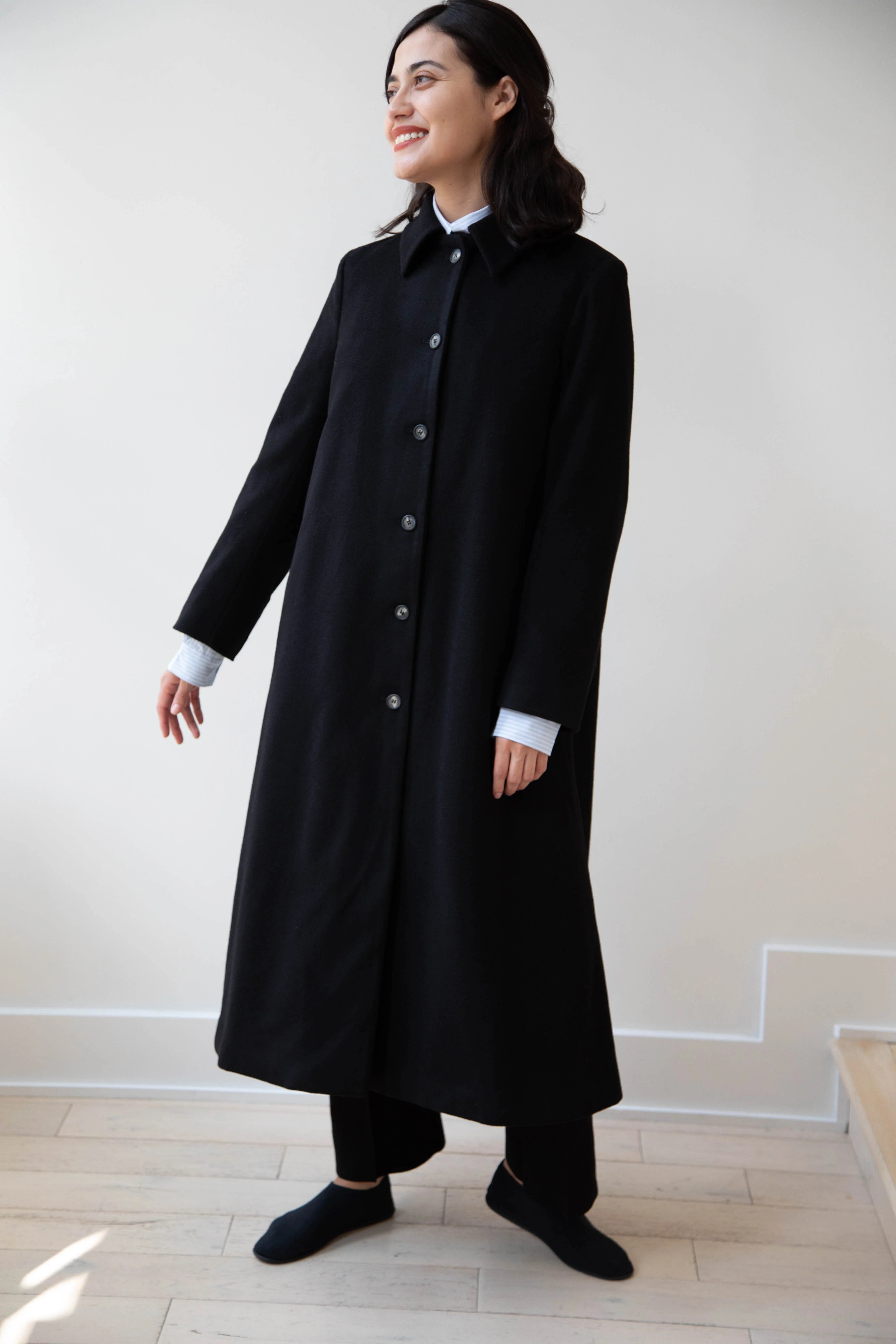 Bergfabel | Maria Coat in Black Cashmere - Image 43