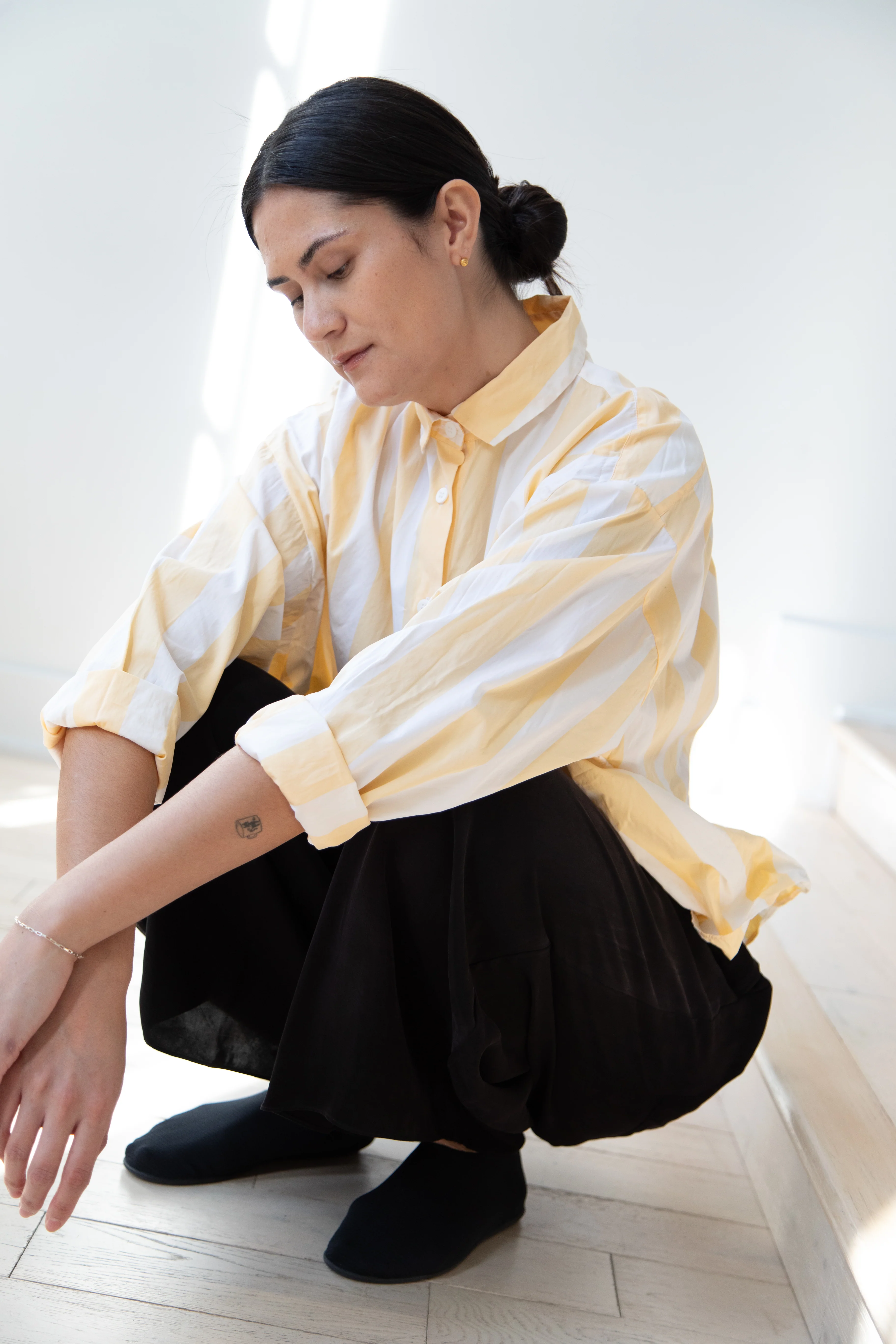 Bergfabel | Short Overshirt in Big Yellow Stripes - Image 29