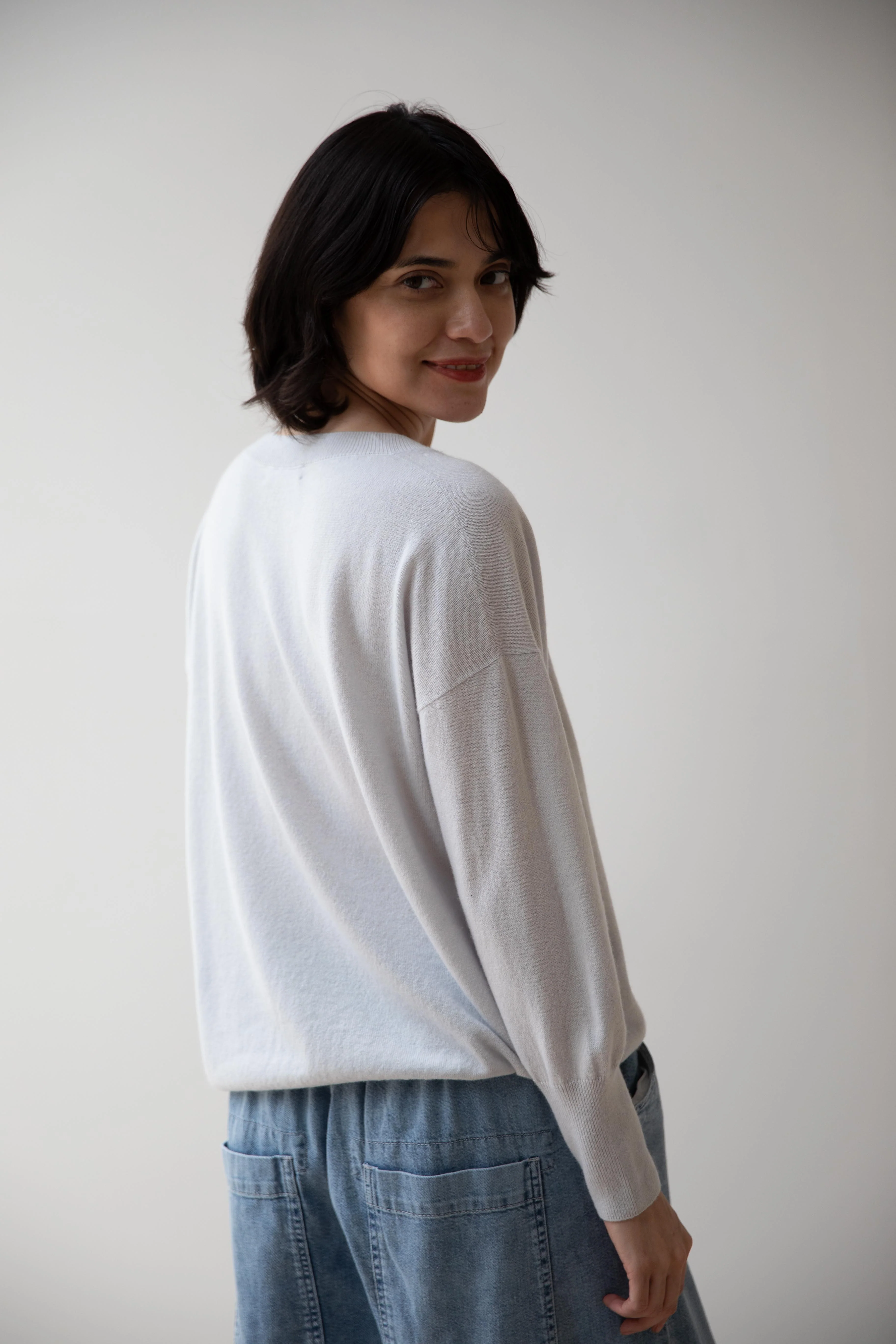 Bergfabel | Vivi Pulli in Pale Blue - Image 16