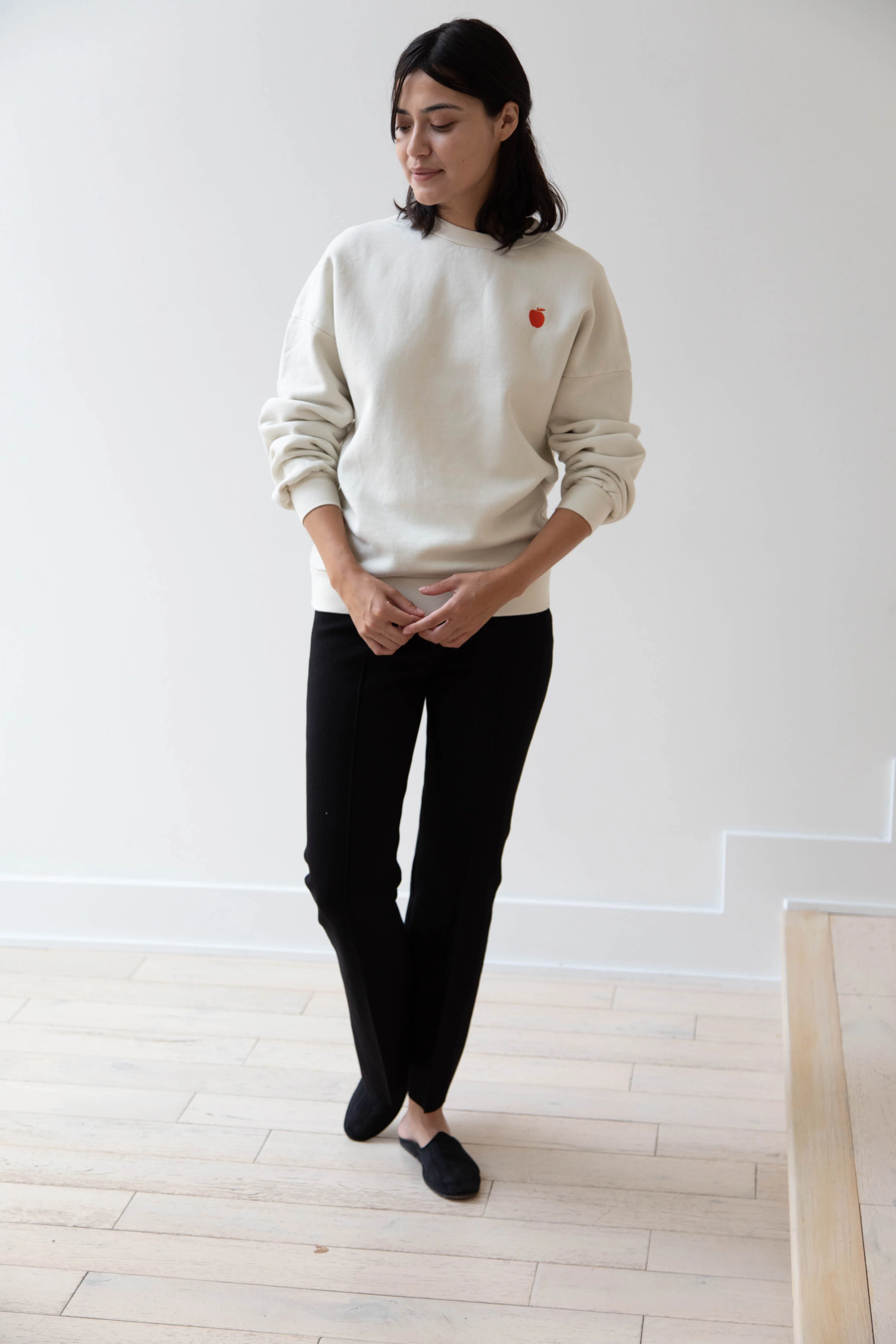 Bobo Choses | Relaxed Fit Apple Sweatshirt in Off White - Image 30