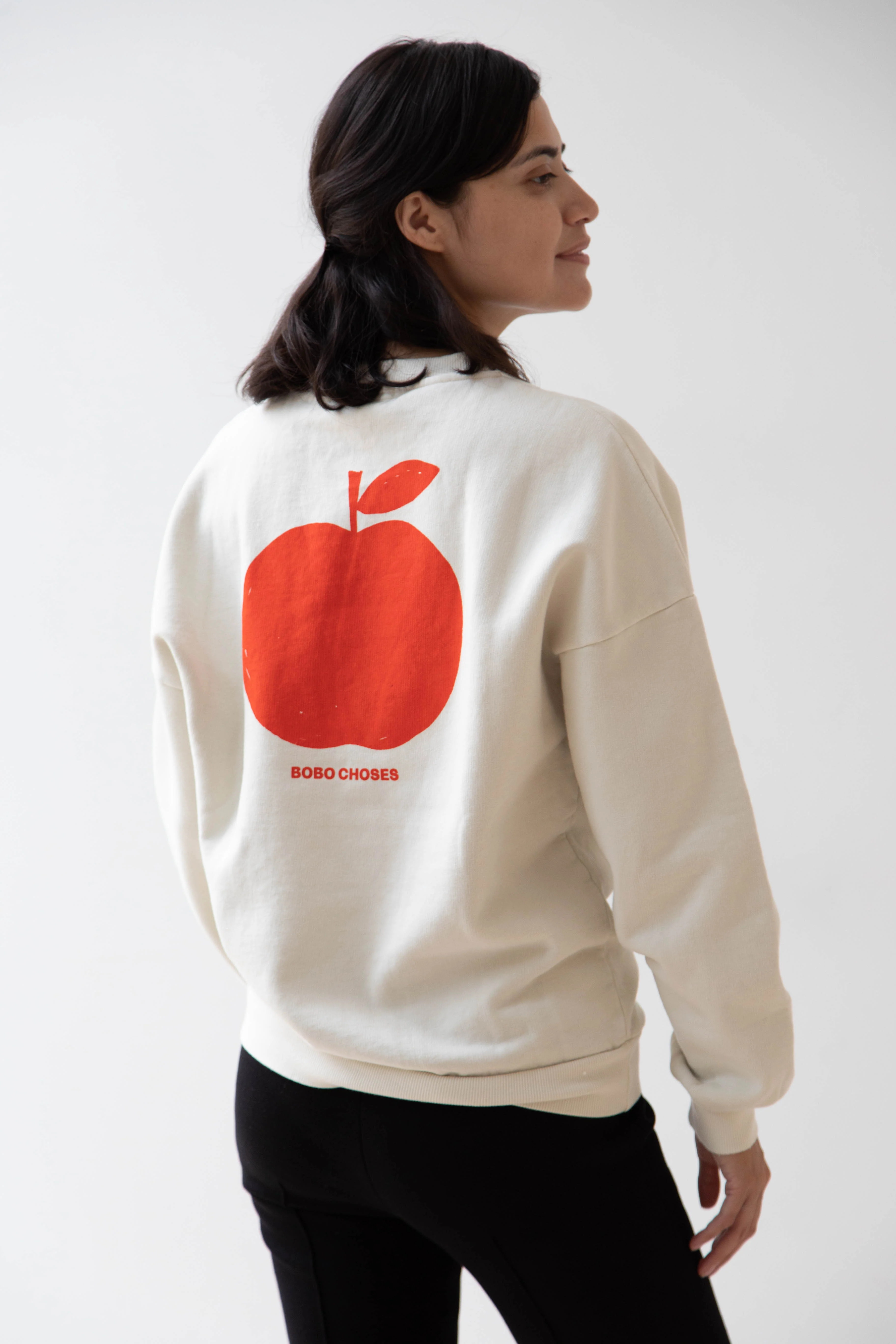 Bobo Choses | Relaxed Fit Apple Sweatshirt in Off White - Image 6