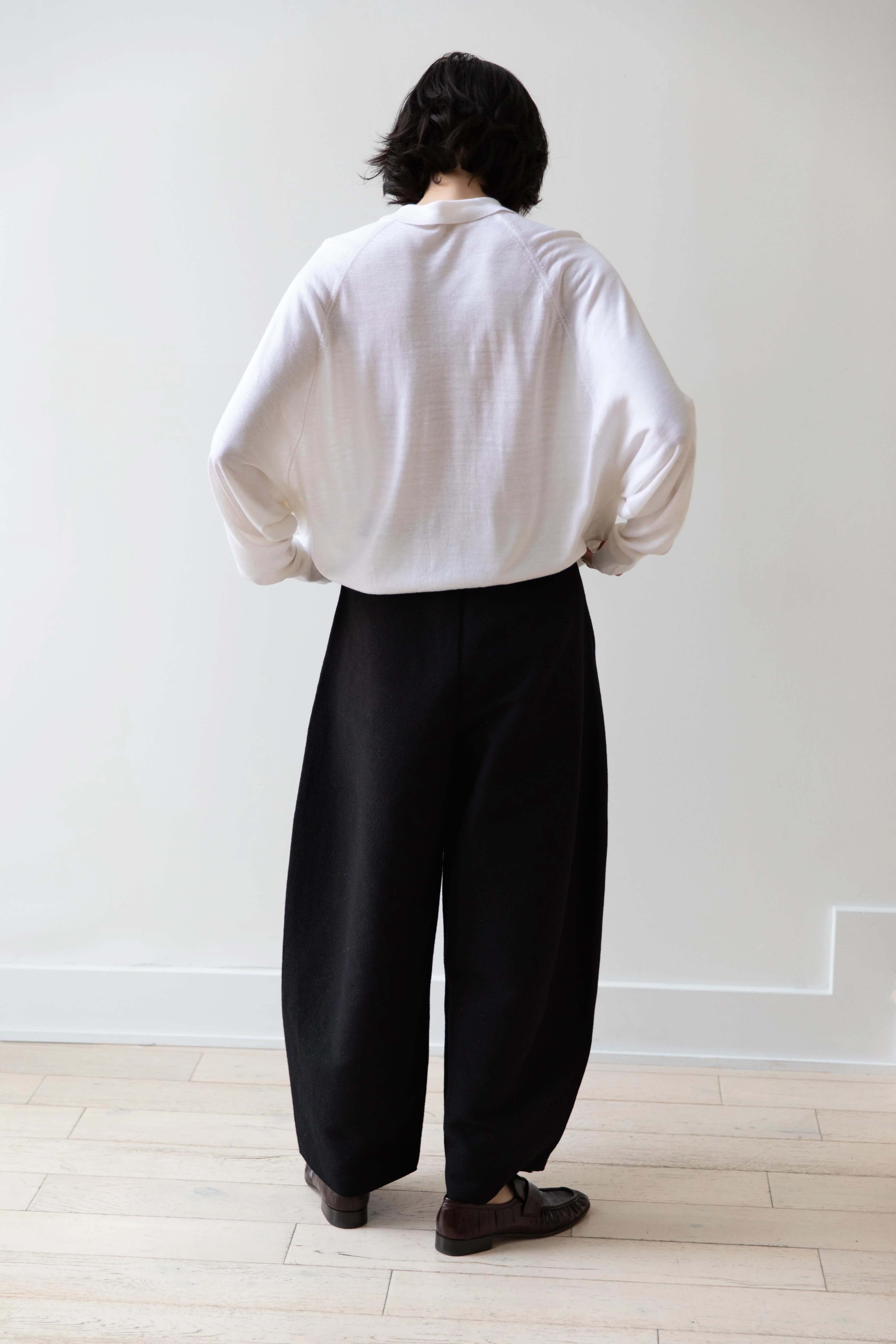 Boboutic | Choosing Trousers in Black - Image 14