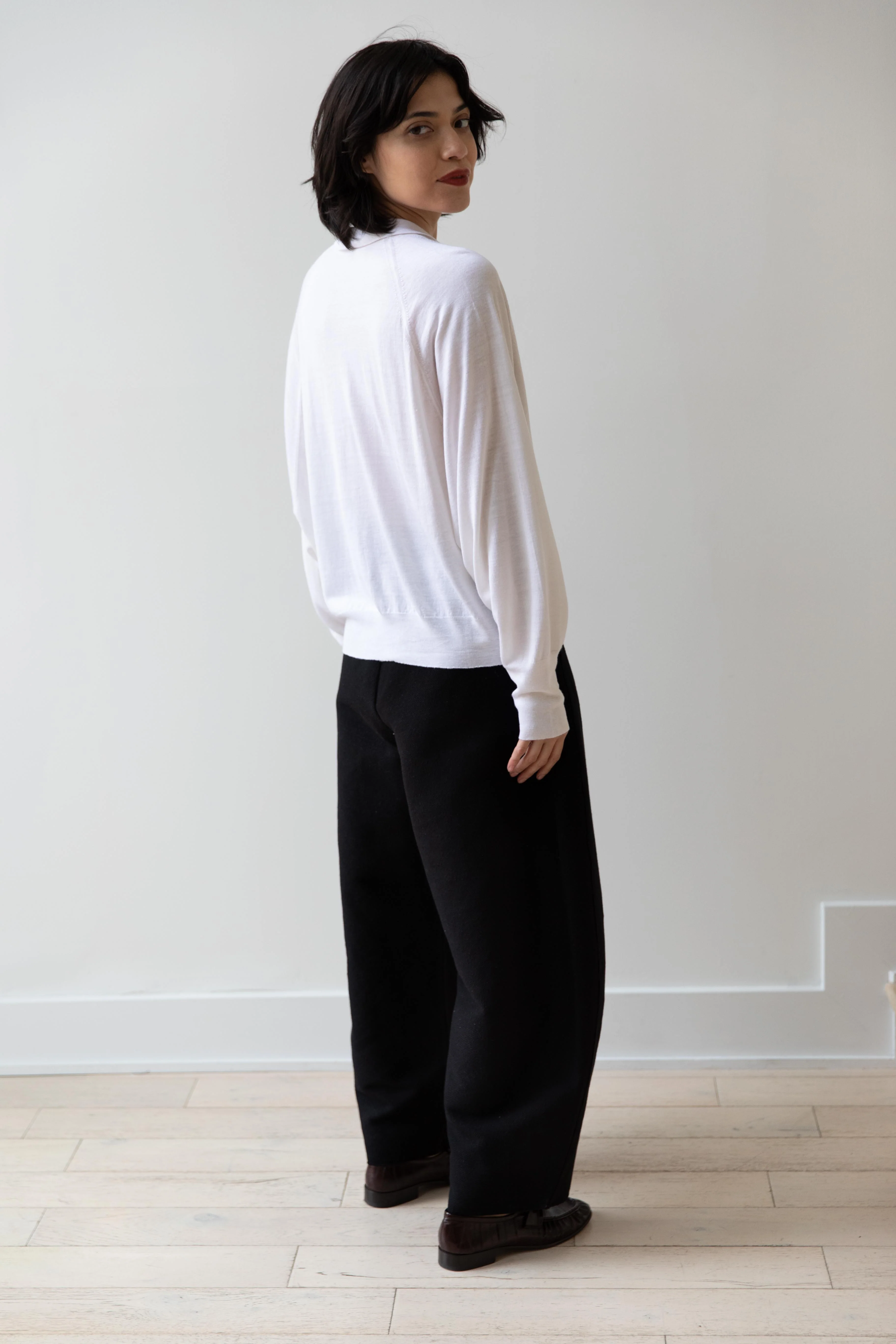 Boboutic | Choosing Trousers in Black - Image 15