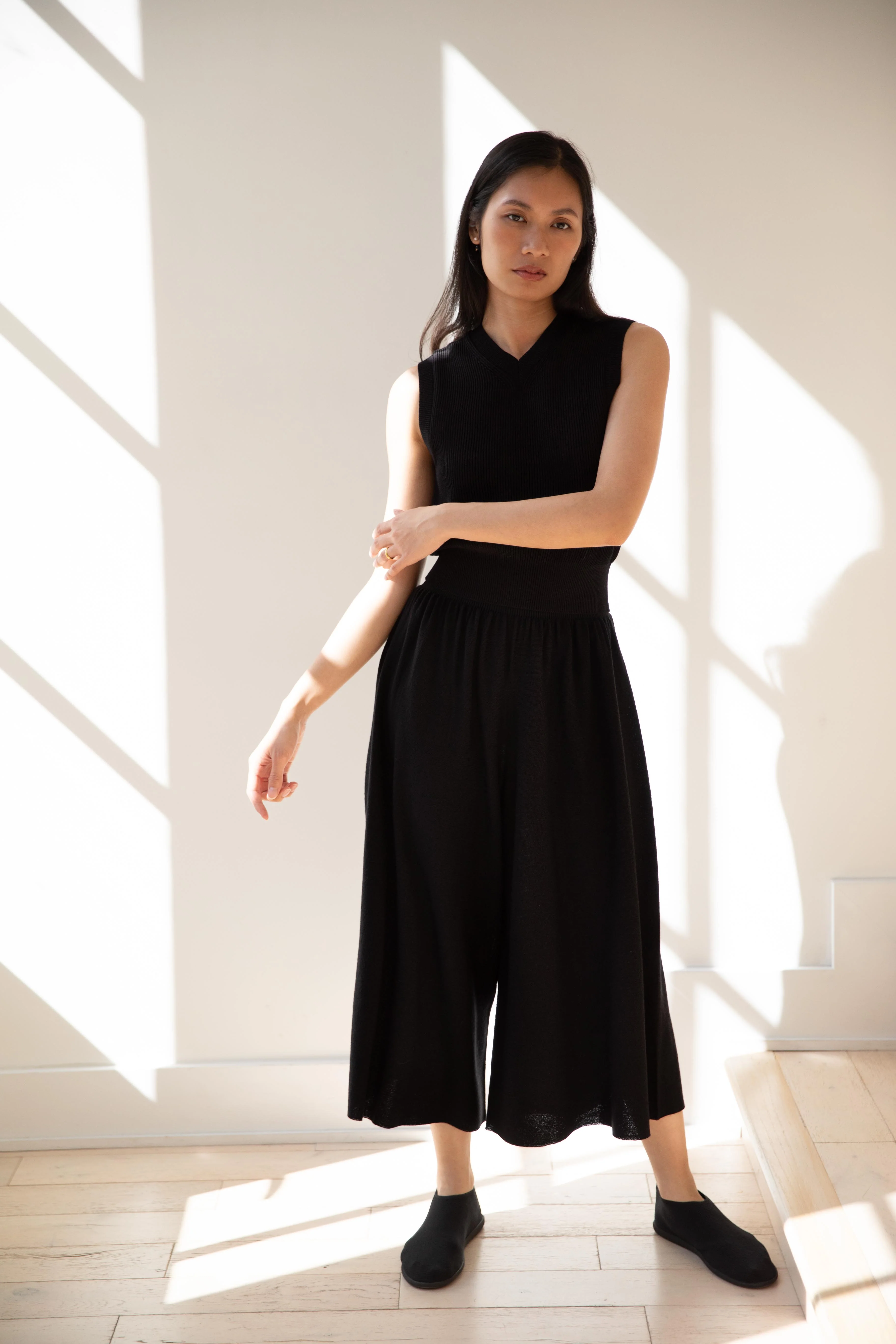 Cancellato Uniform | Light Wool Wide Leg Pants in Black - Image 5