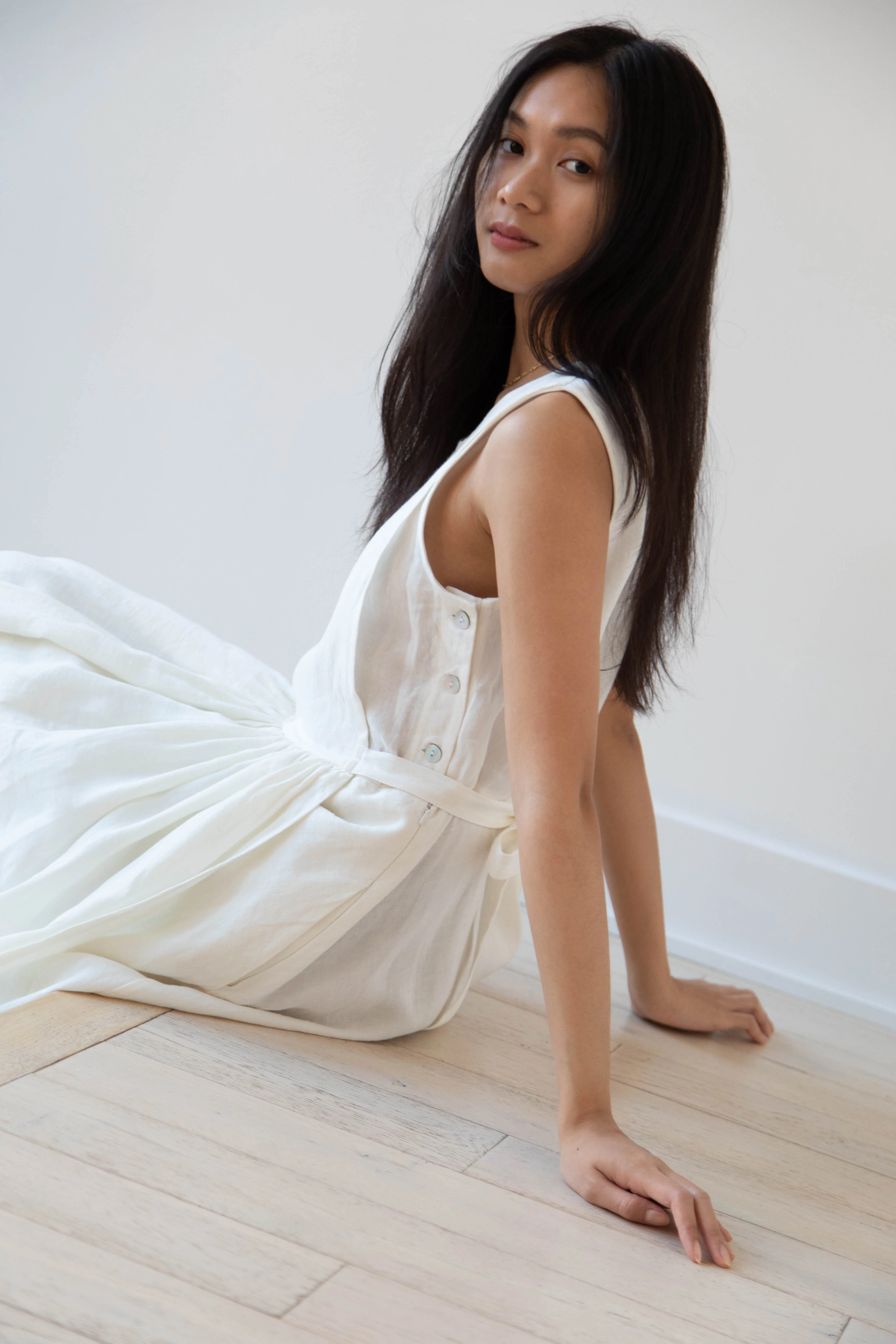 Cawley | Apron Dress in Ecru Linen - Image 10