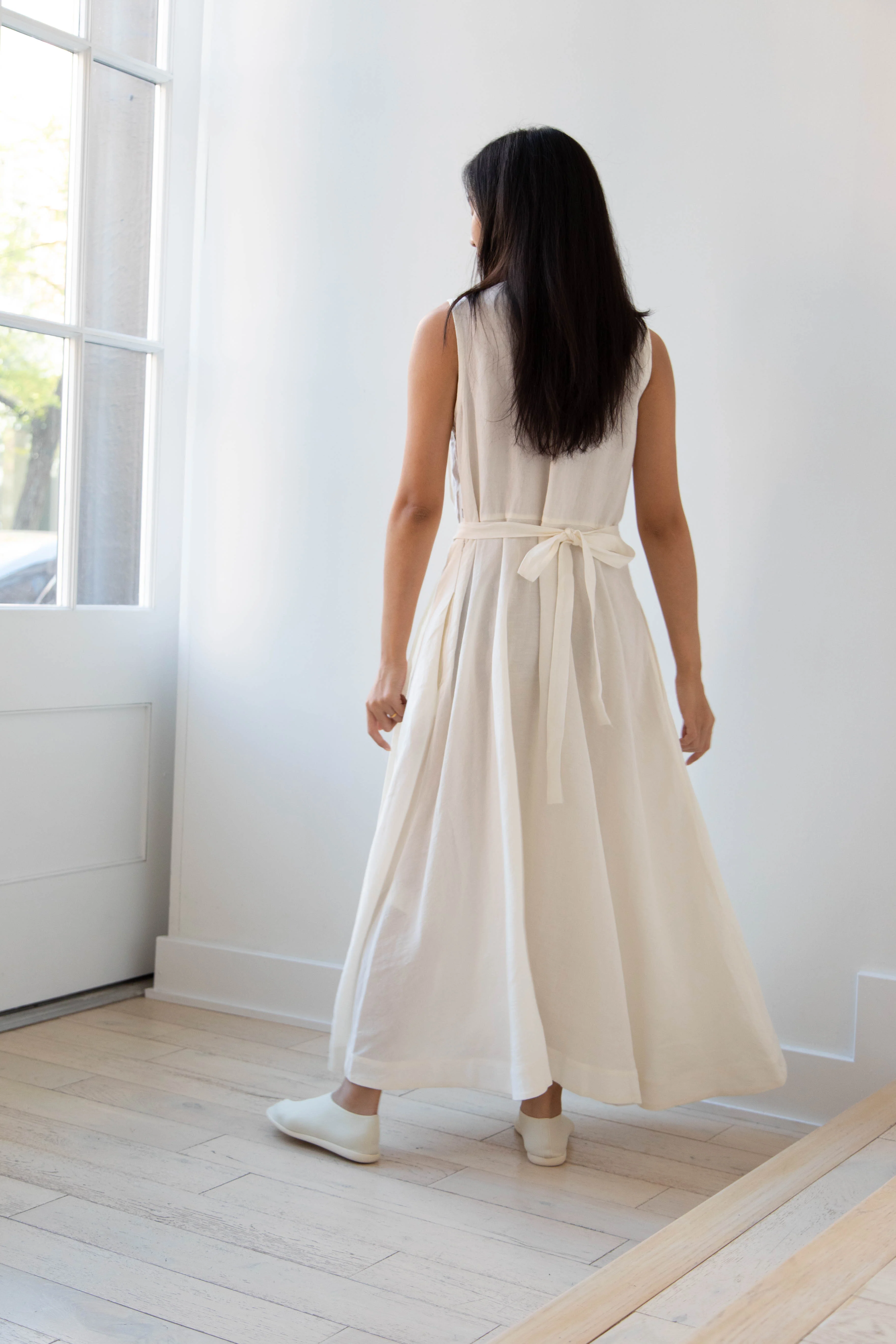 Cawley | Apron Dress in Ecru Linen - Image 20
