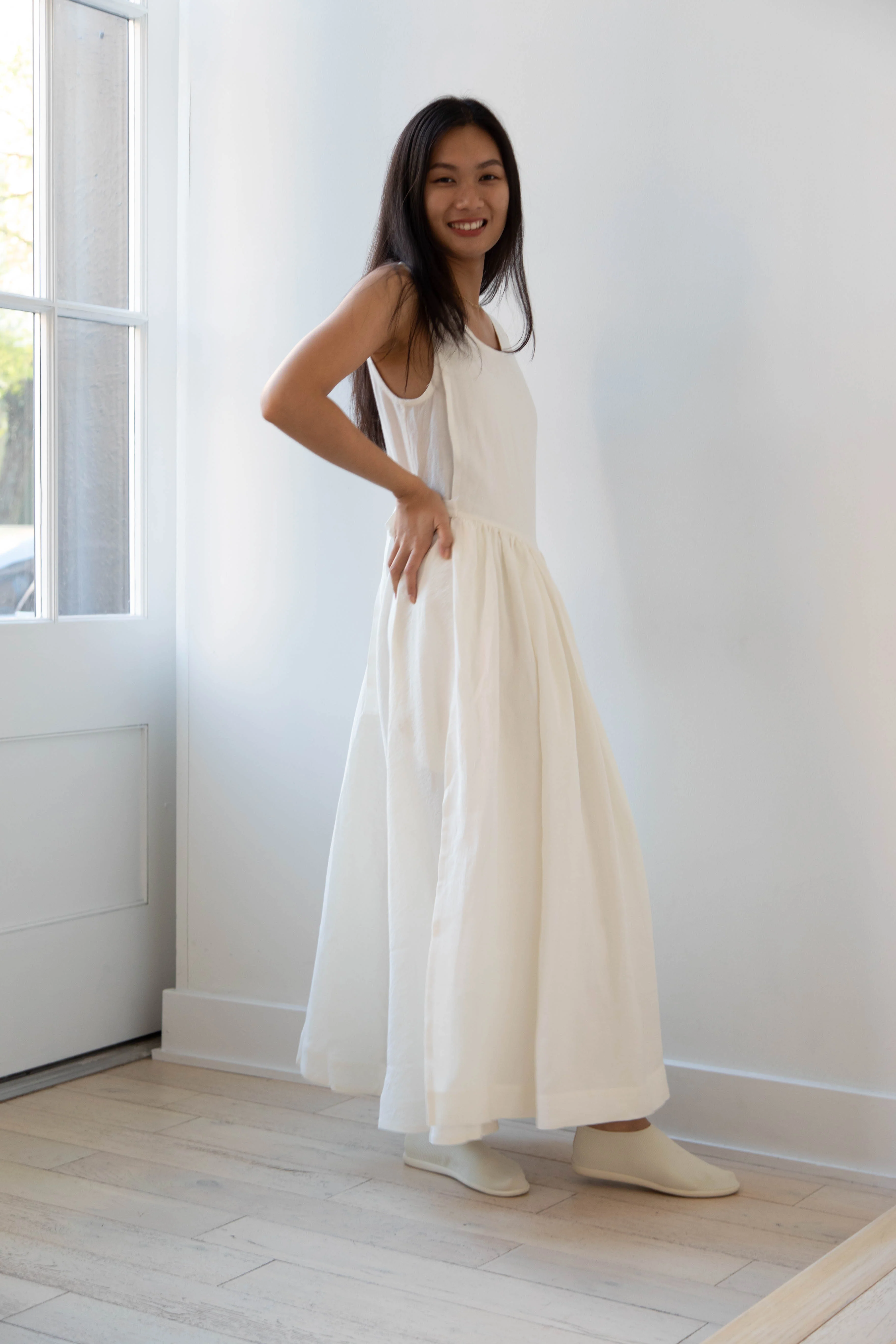Cawley | Apron Dress in Ecru Linen - Image 29