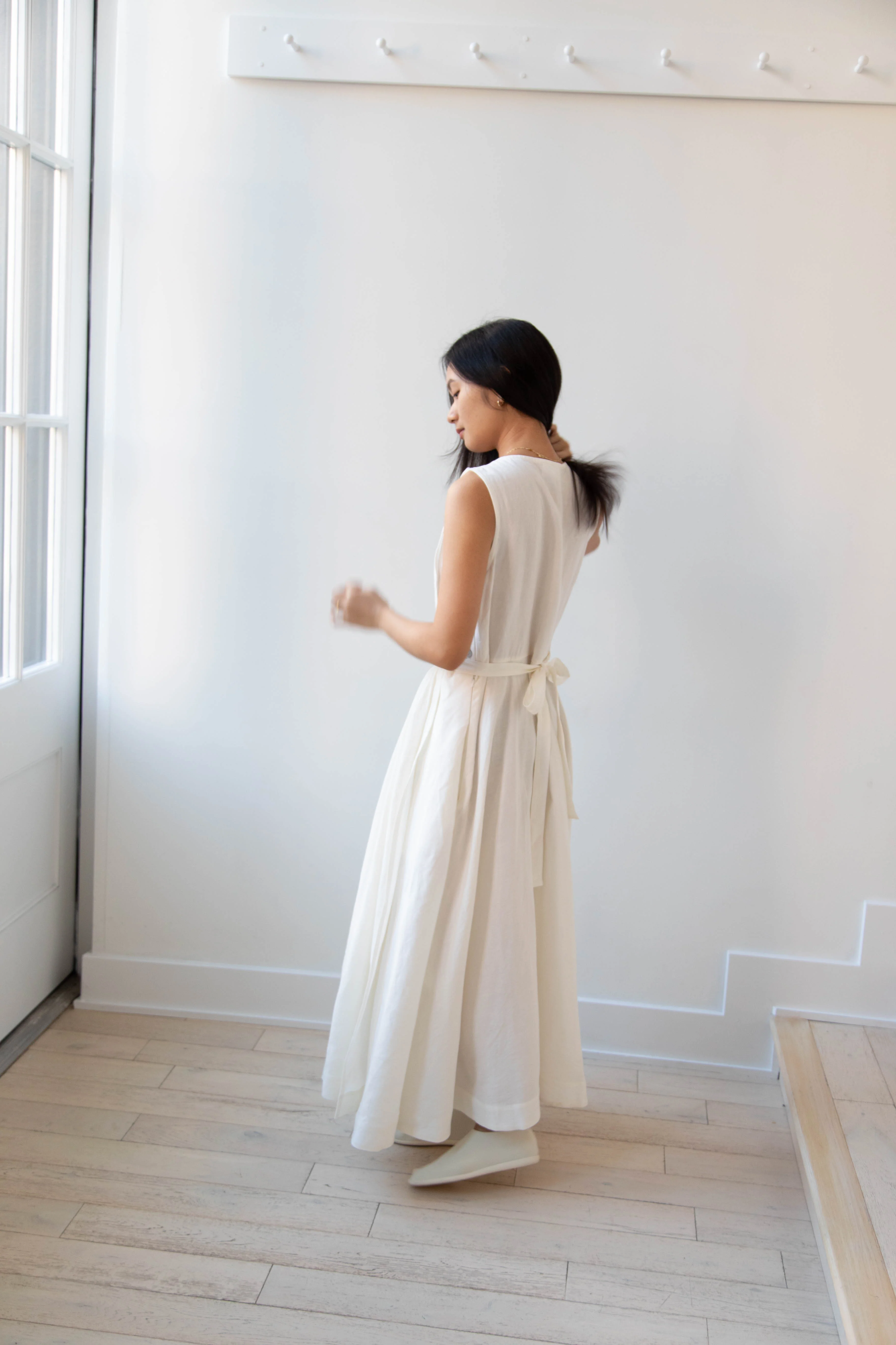 Cawley | Apron Dress in Ecru Linen - Image 33
