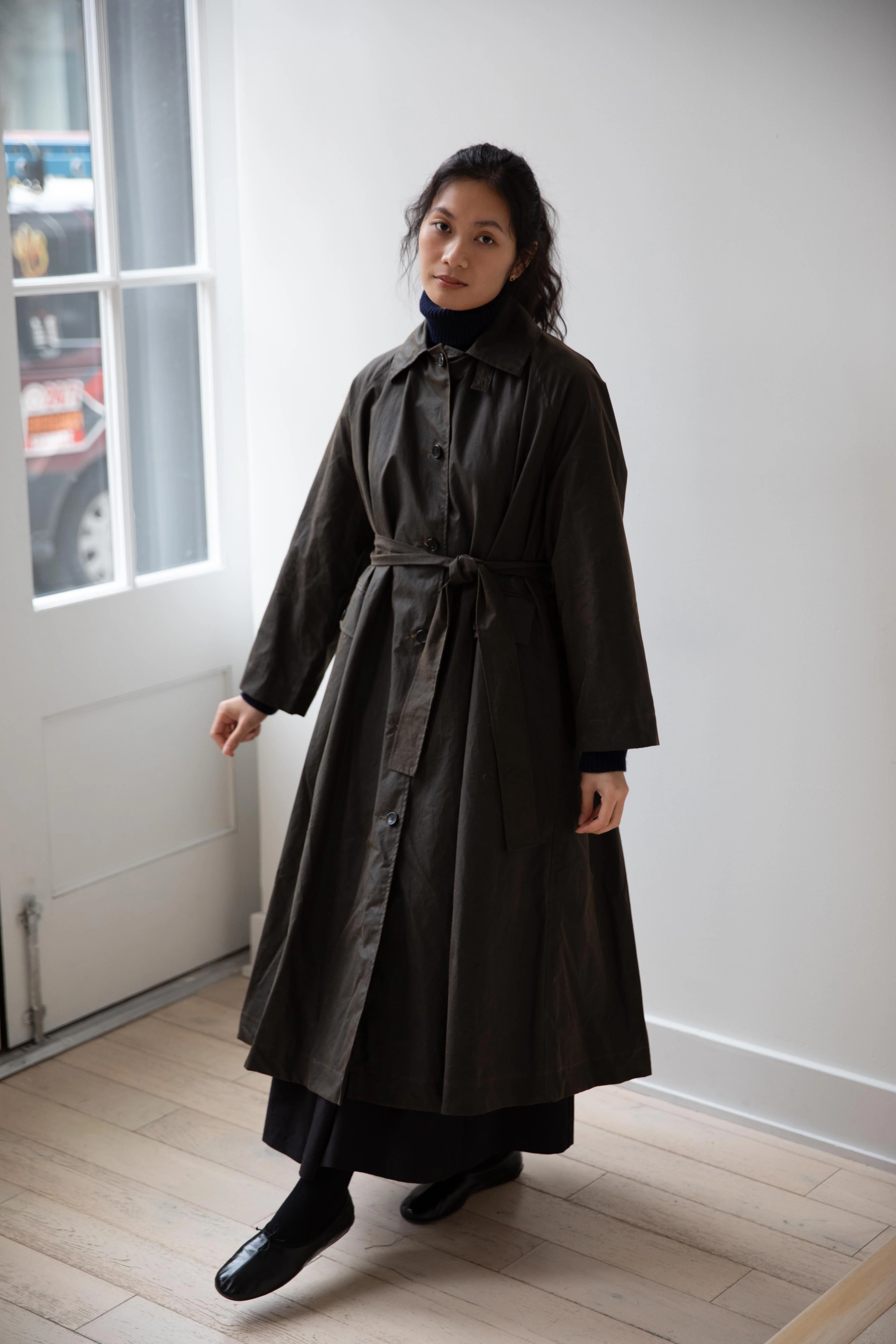 Cawley | Kit Trench in Waxed Olive - Image 2