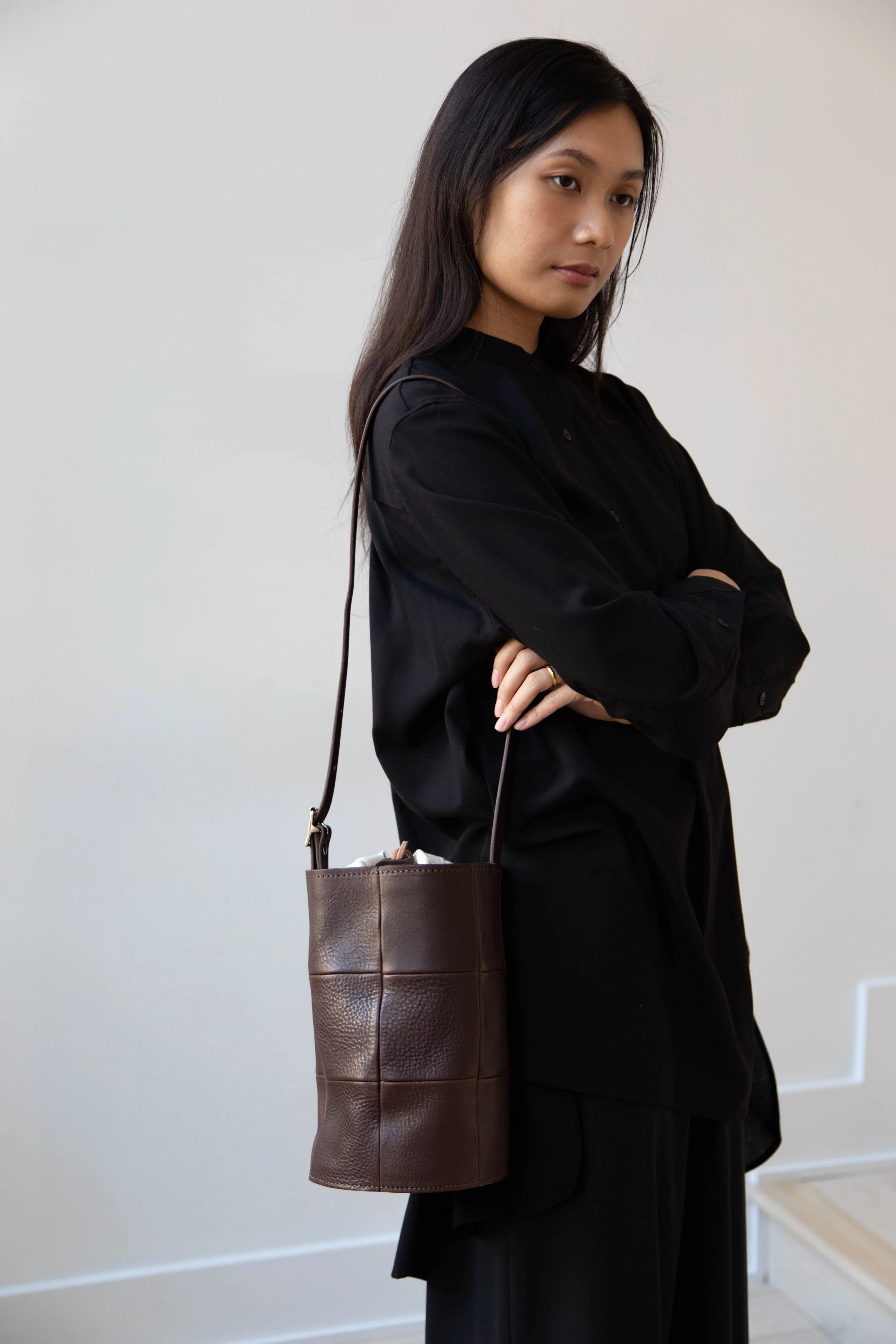 Cawley | Leather Bucket Bag in Chocolate - Image 15