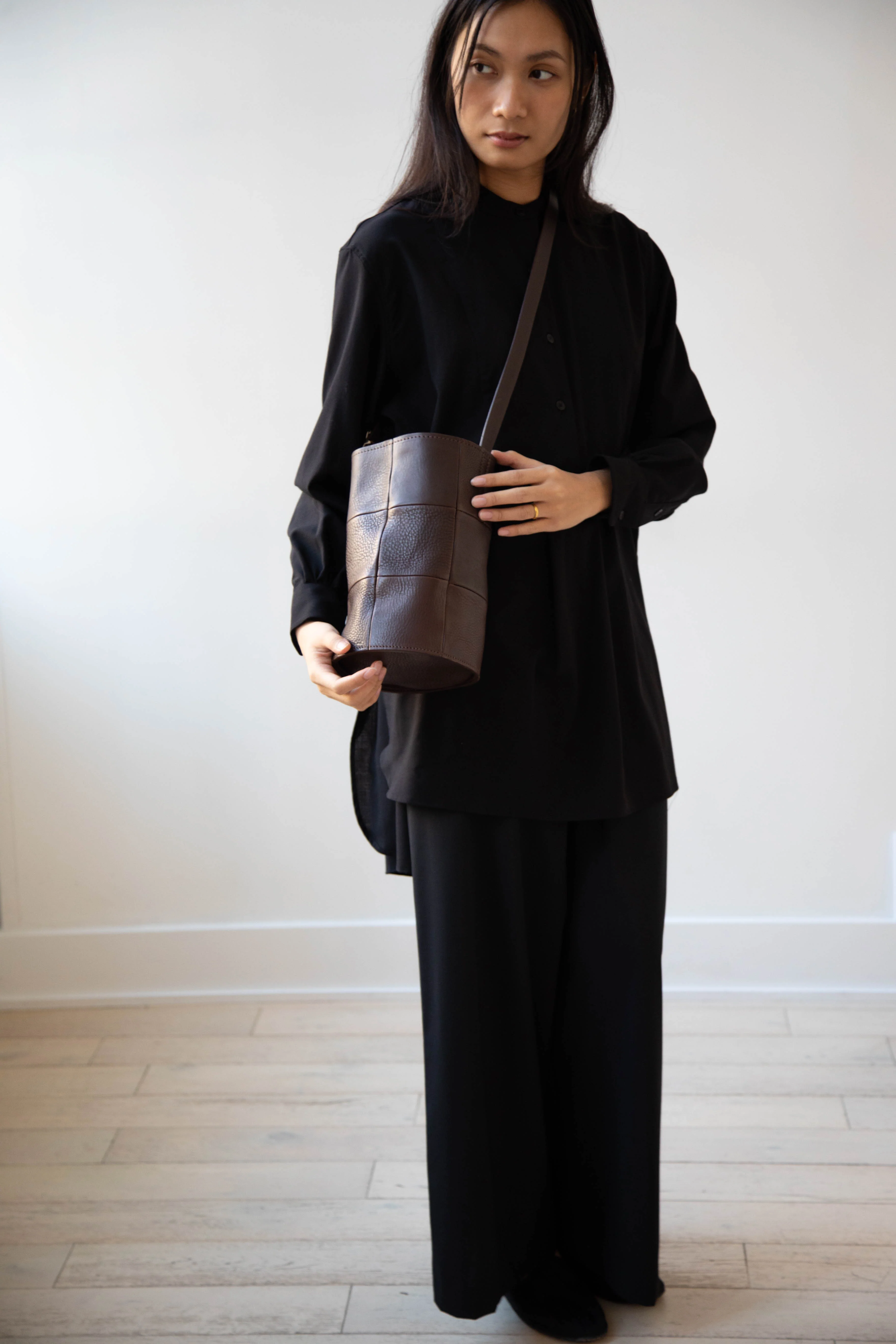 Cawley | Leather Bucket Bag in Chocolate - Image 20