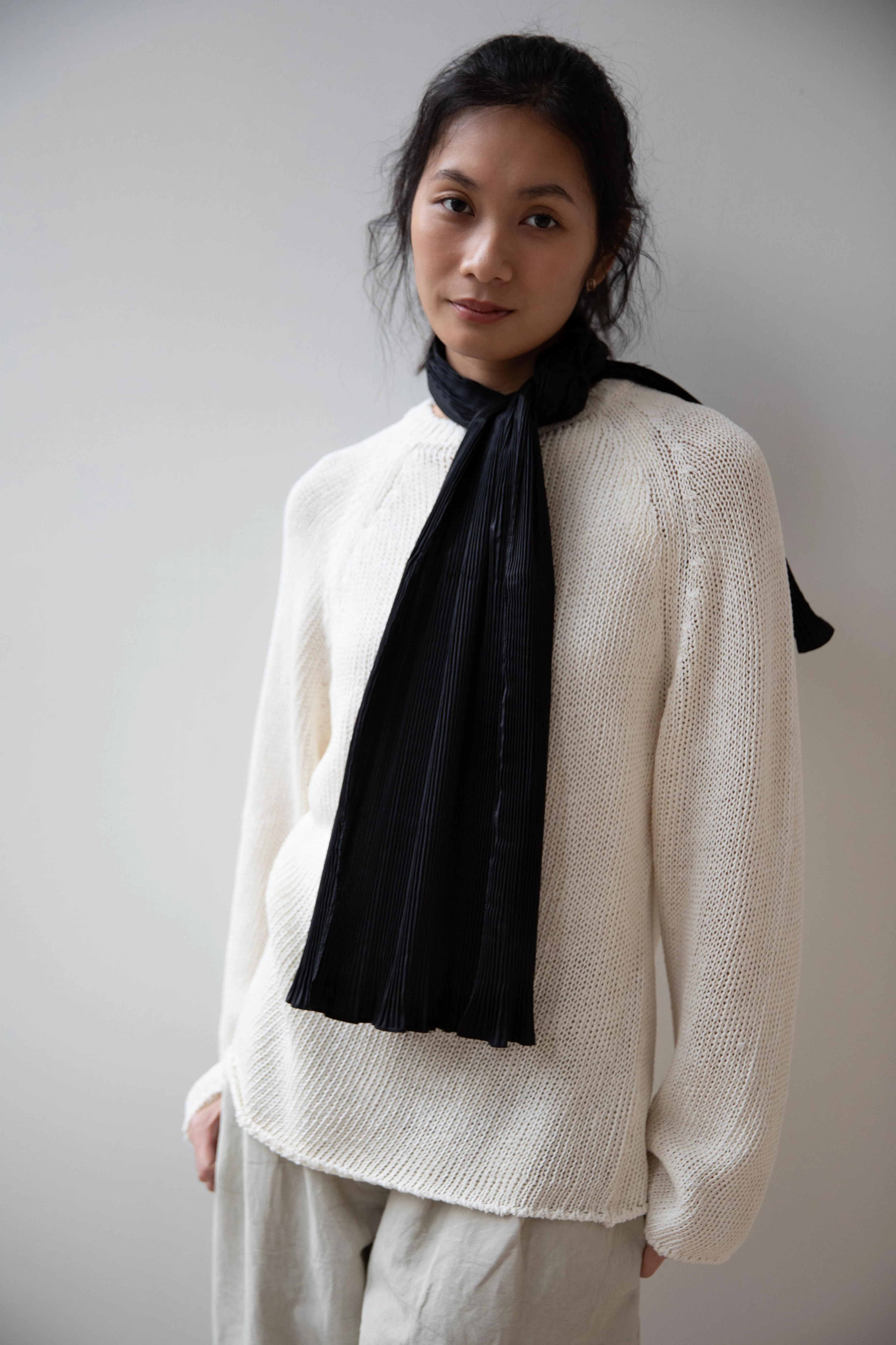 Cawley | Pleated Scarf in Black Silk - Image 9