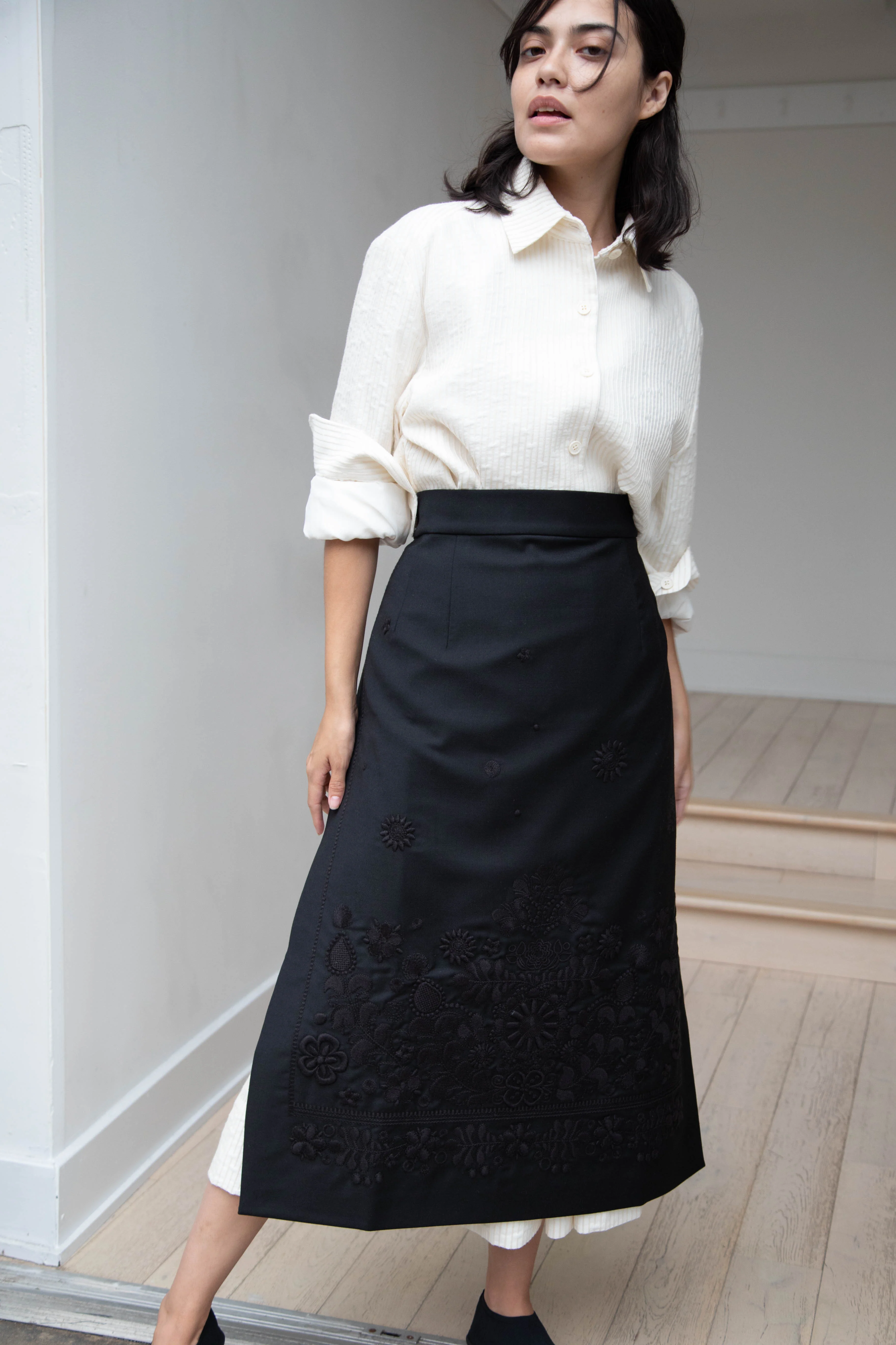 Delegan | Embroidered Plakhta in Black - Image 23