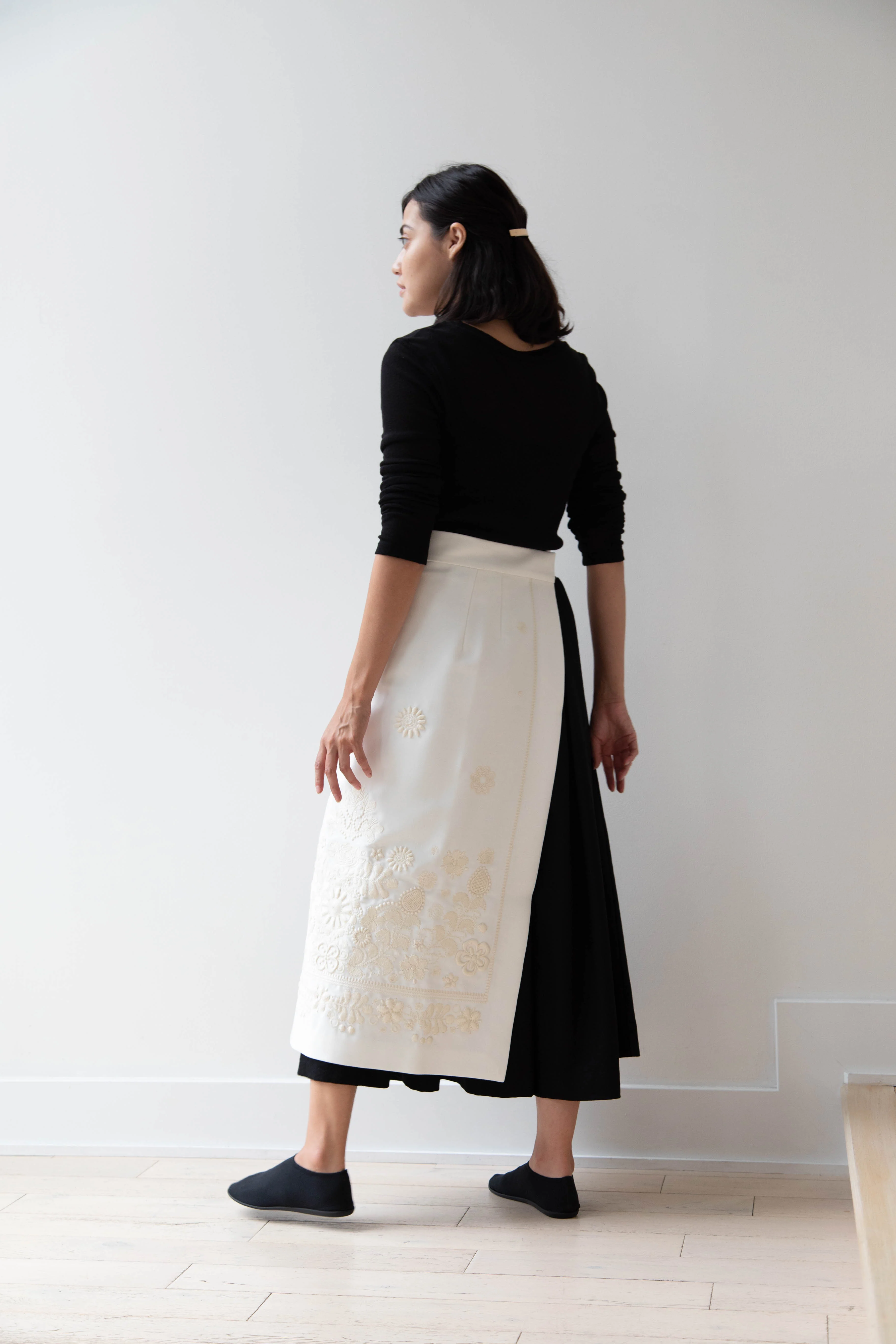 Delegan | Embroidered Plakhta in Milk - Image 39