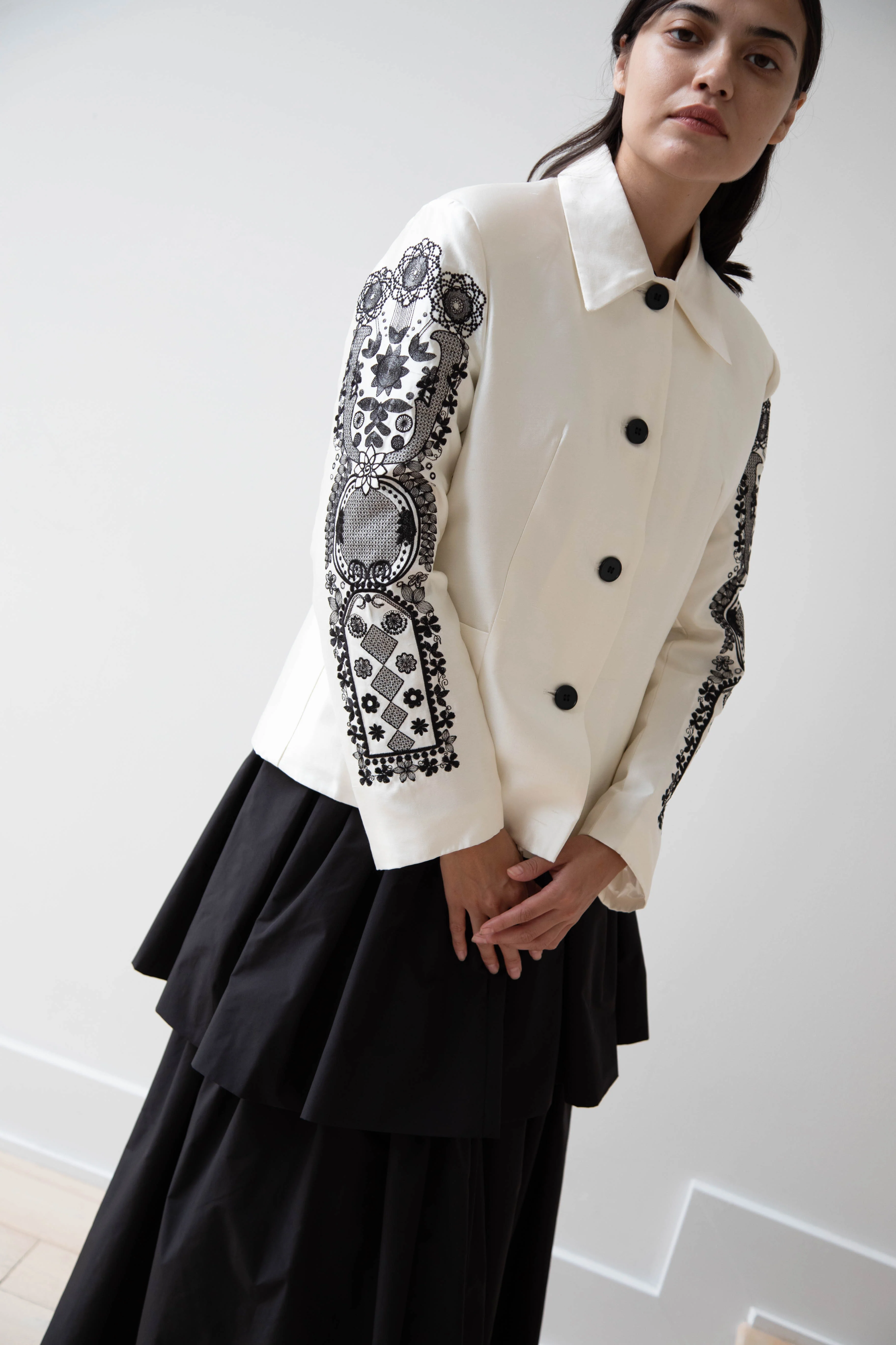 Delegan | Ivory Jacket with Embroidery - Image 32