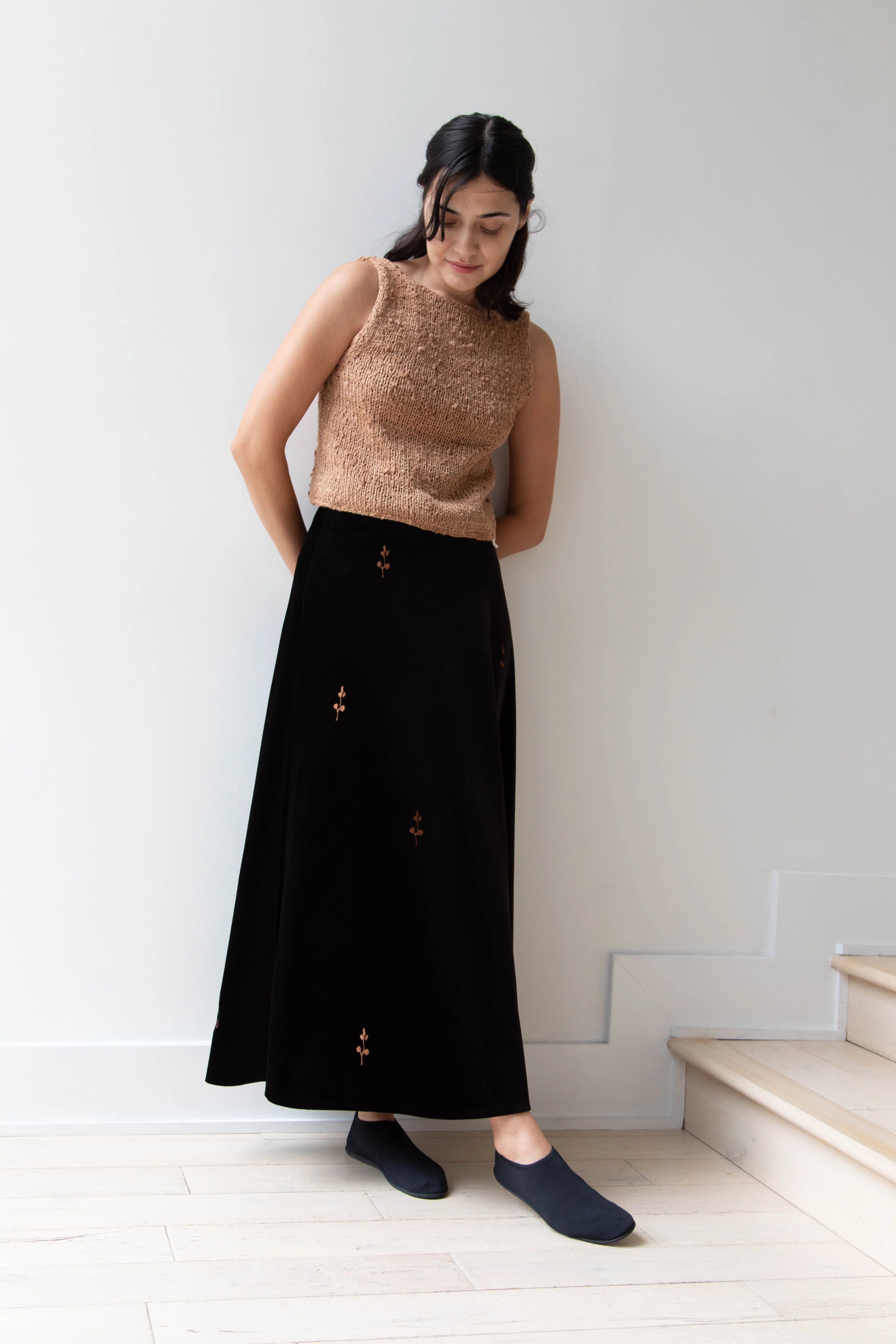 Delegan | Rose Skirt in Black - Image 13