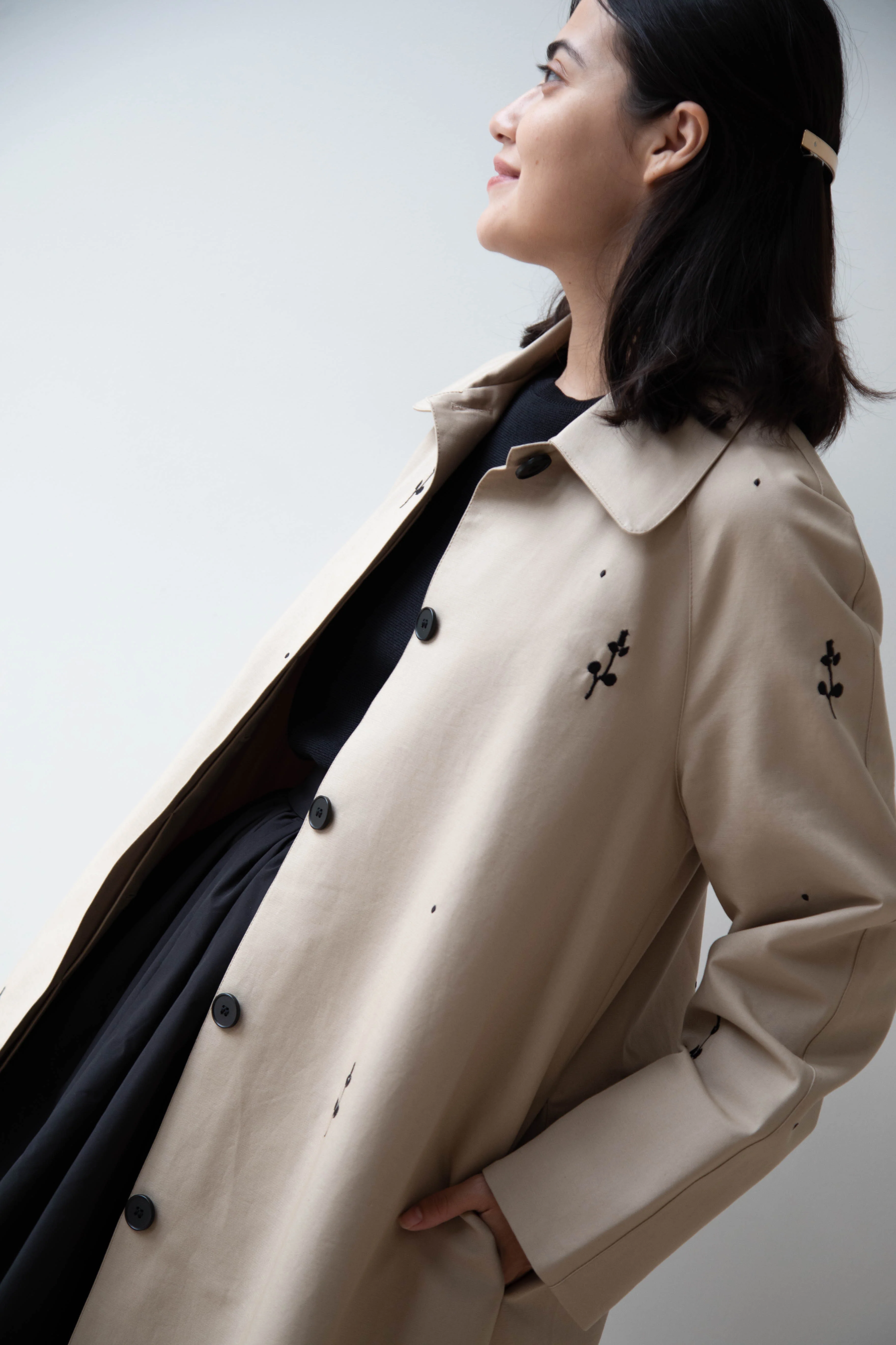 Delegan | Trench Coat with Embroidery in Beige & Black - Image 42