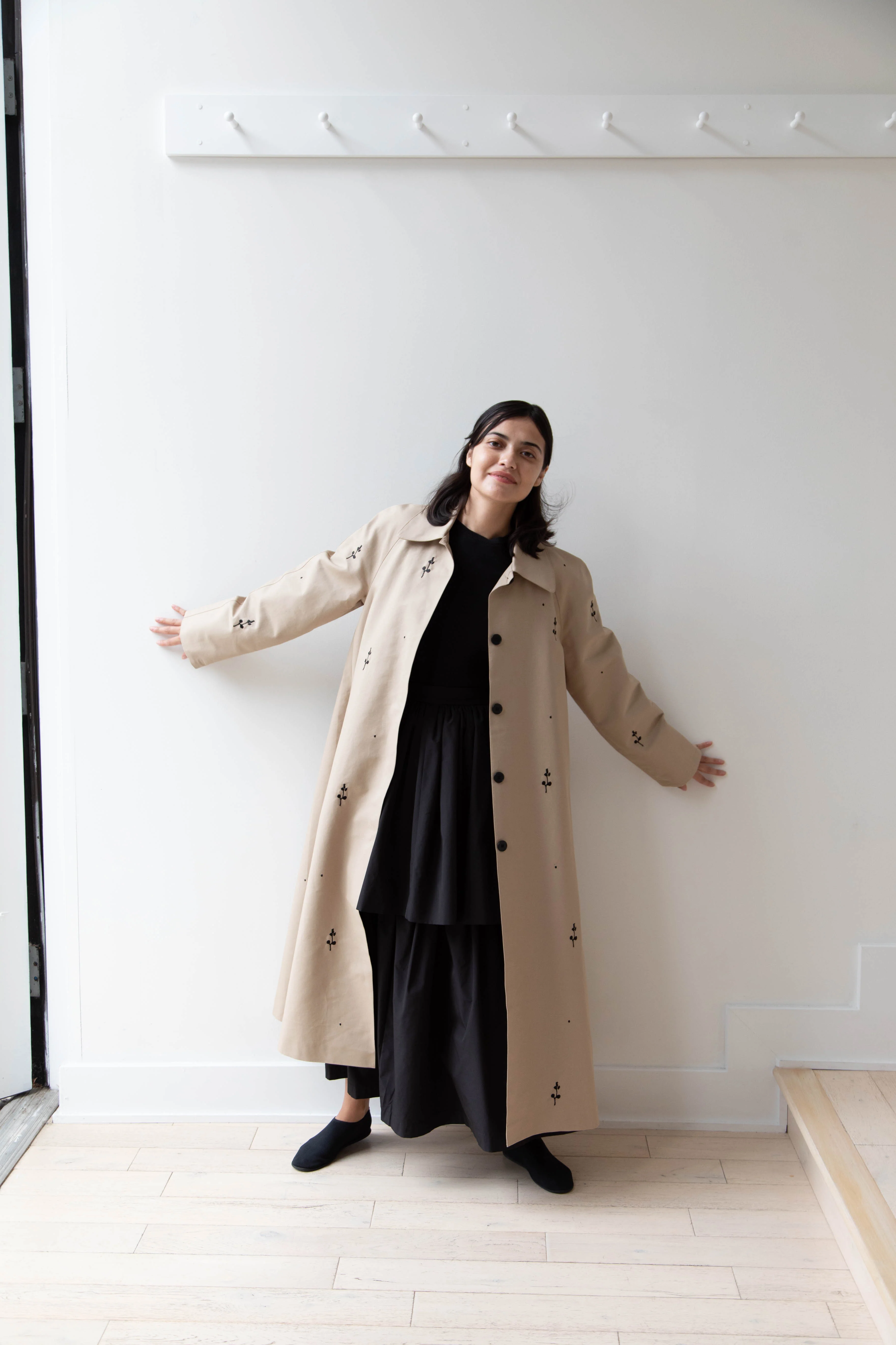 Delegan | Trench Coat with Embroidery in Beige & Black - Image 44