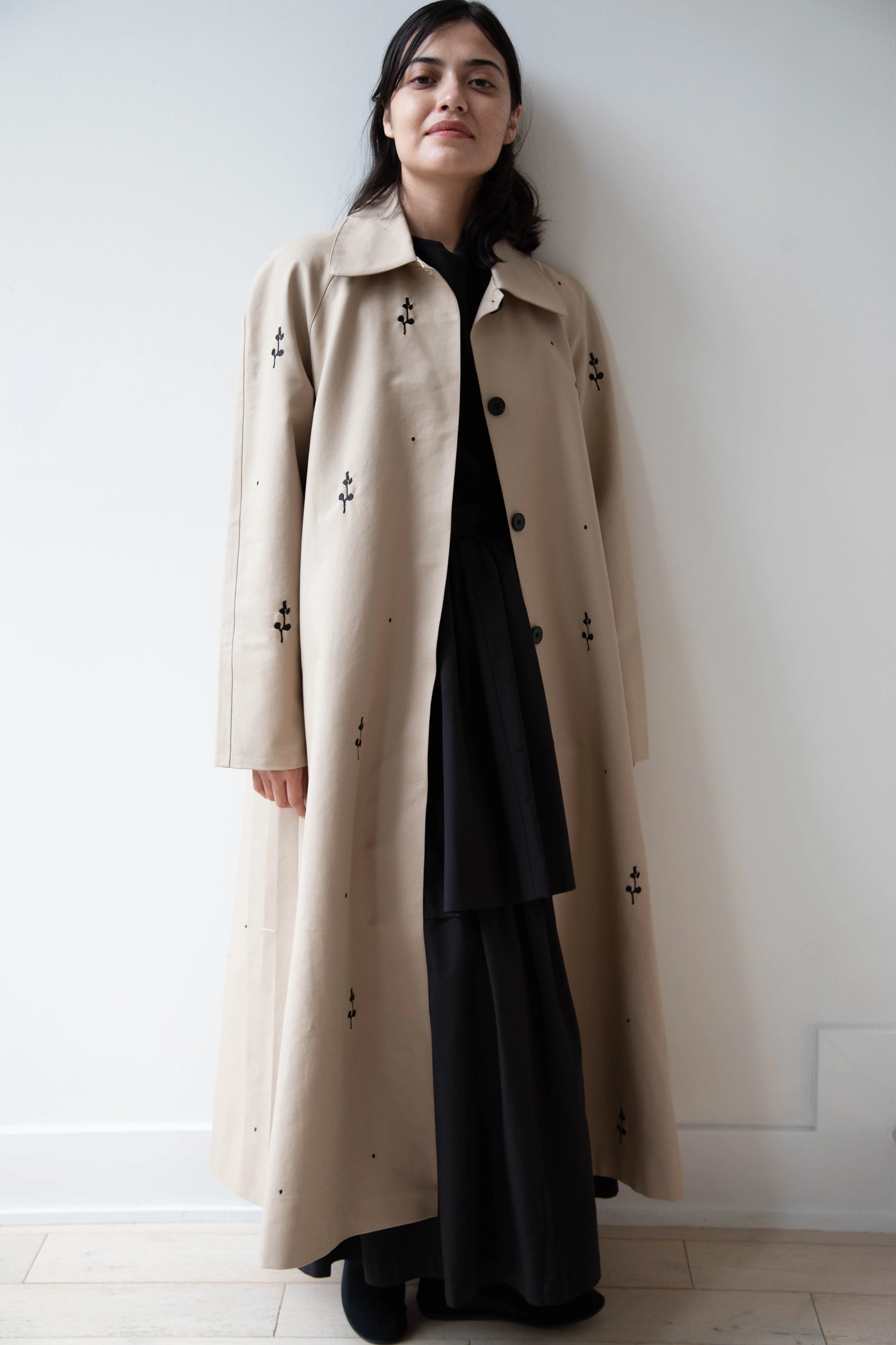 Delegan | Trench Coat with Embroidery in Beige & Black - Image 52