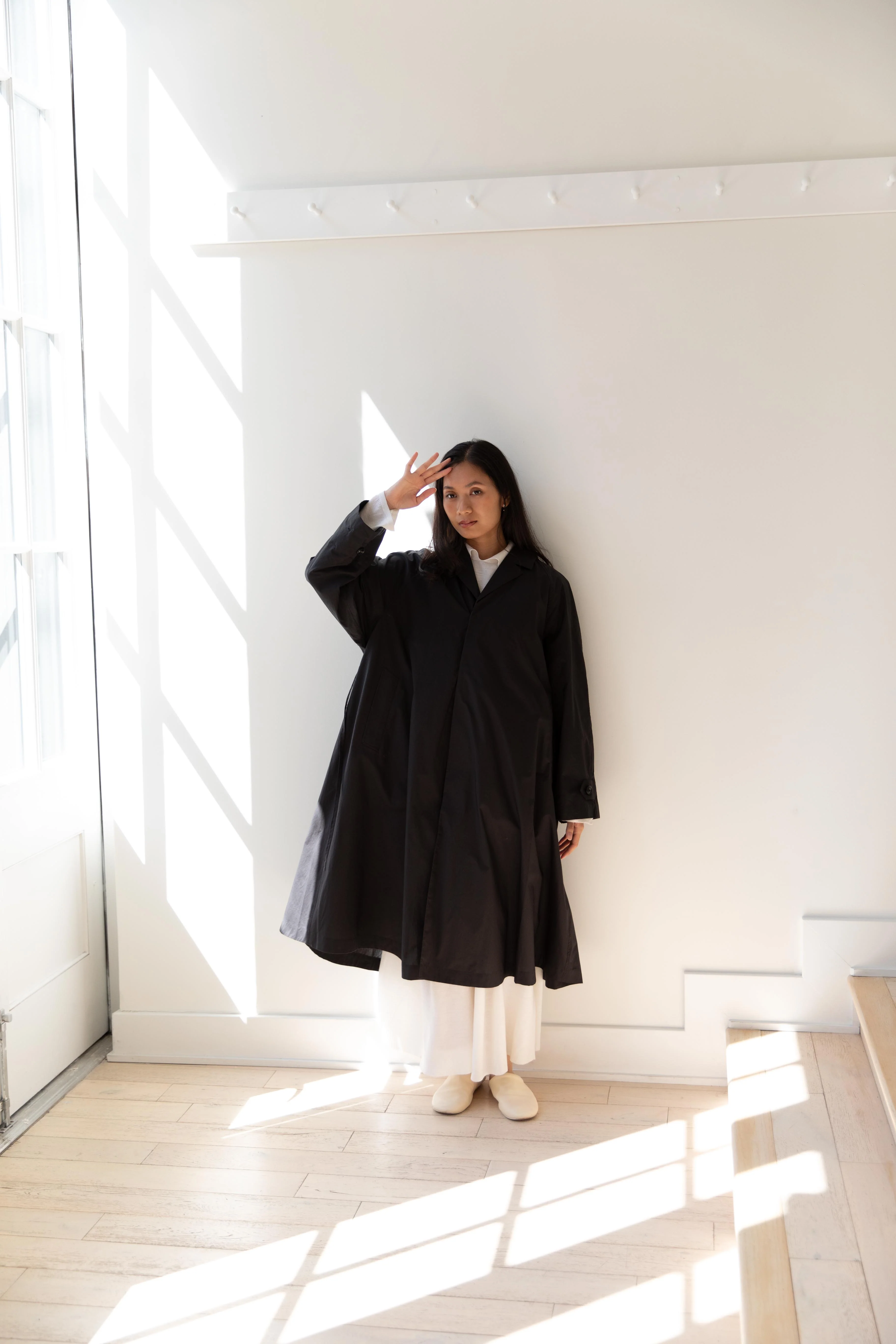 École De Curiosités | Charlie Coat in Black - Image 24