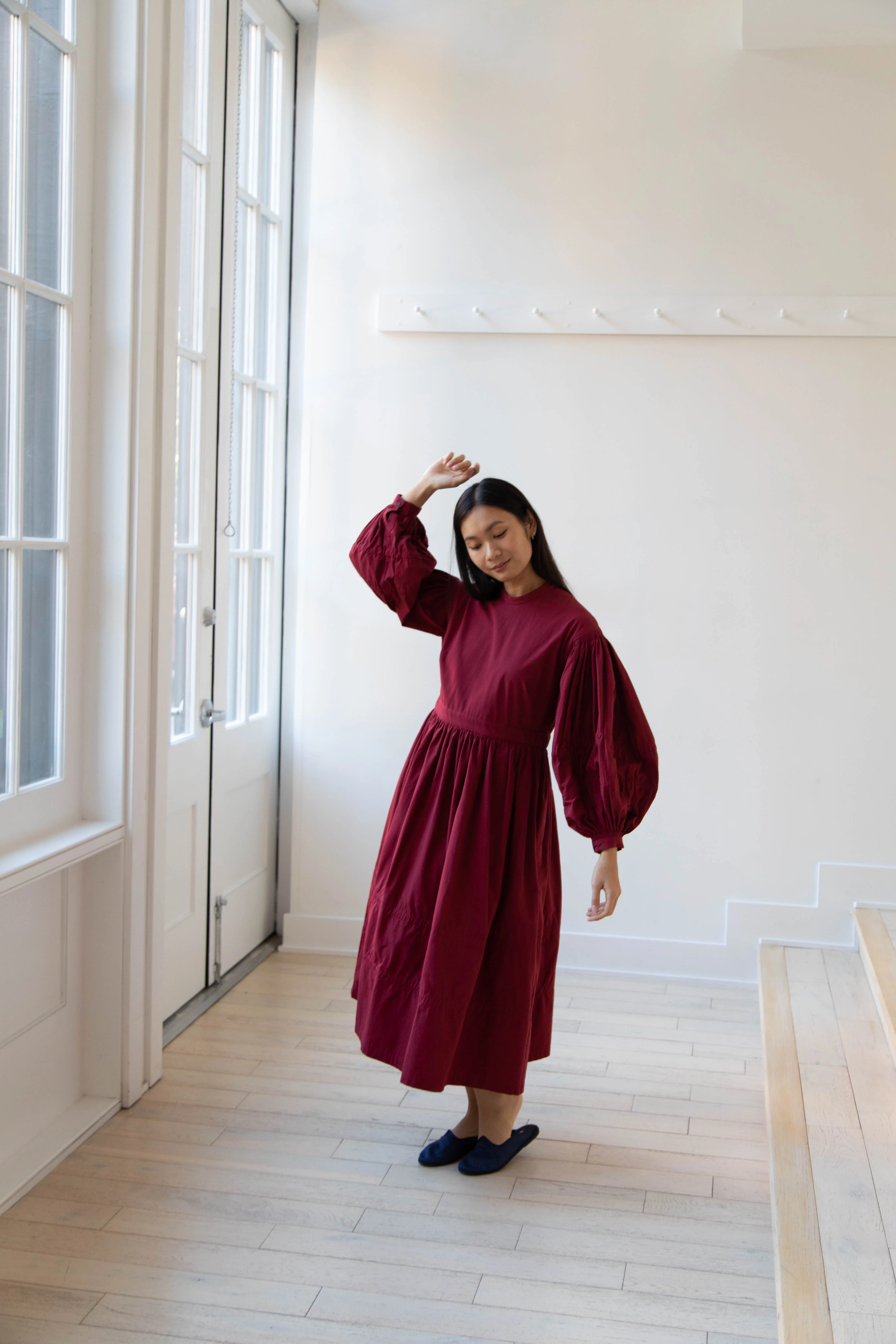 École de Curiosités | Glim Dress in Red Wine - Image 10