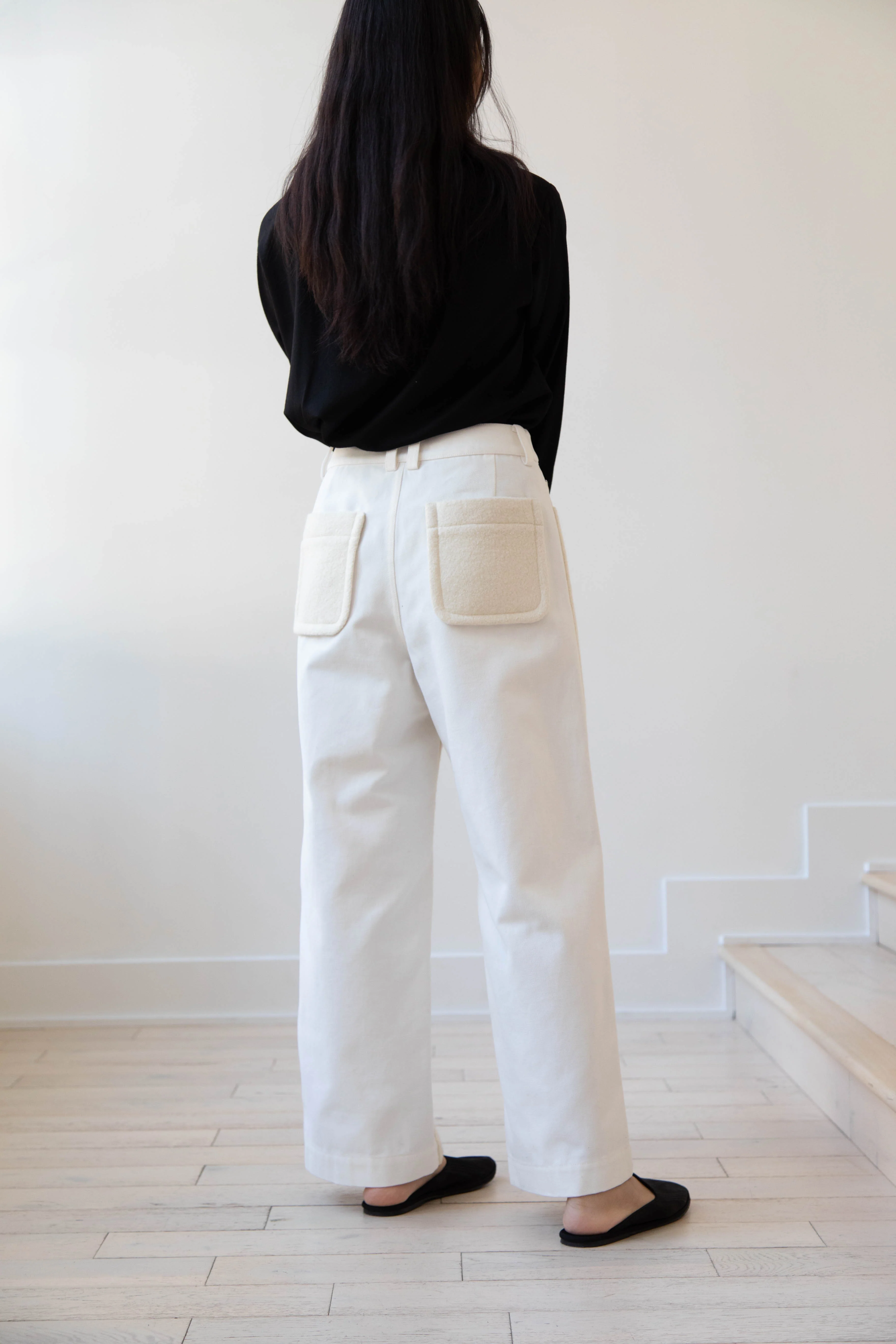 École de Curiosités | Peg Pants in White & Ecru - Image 11