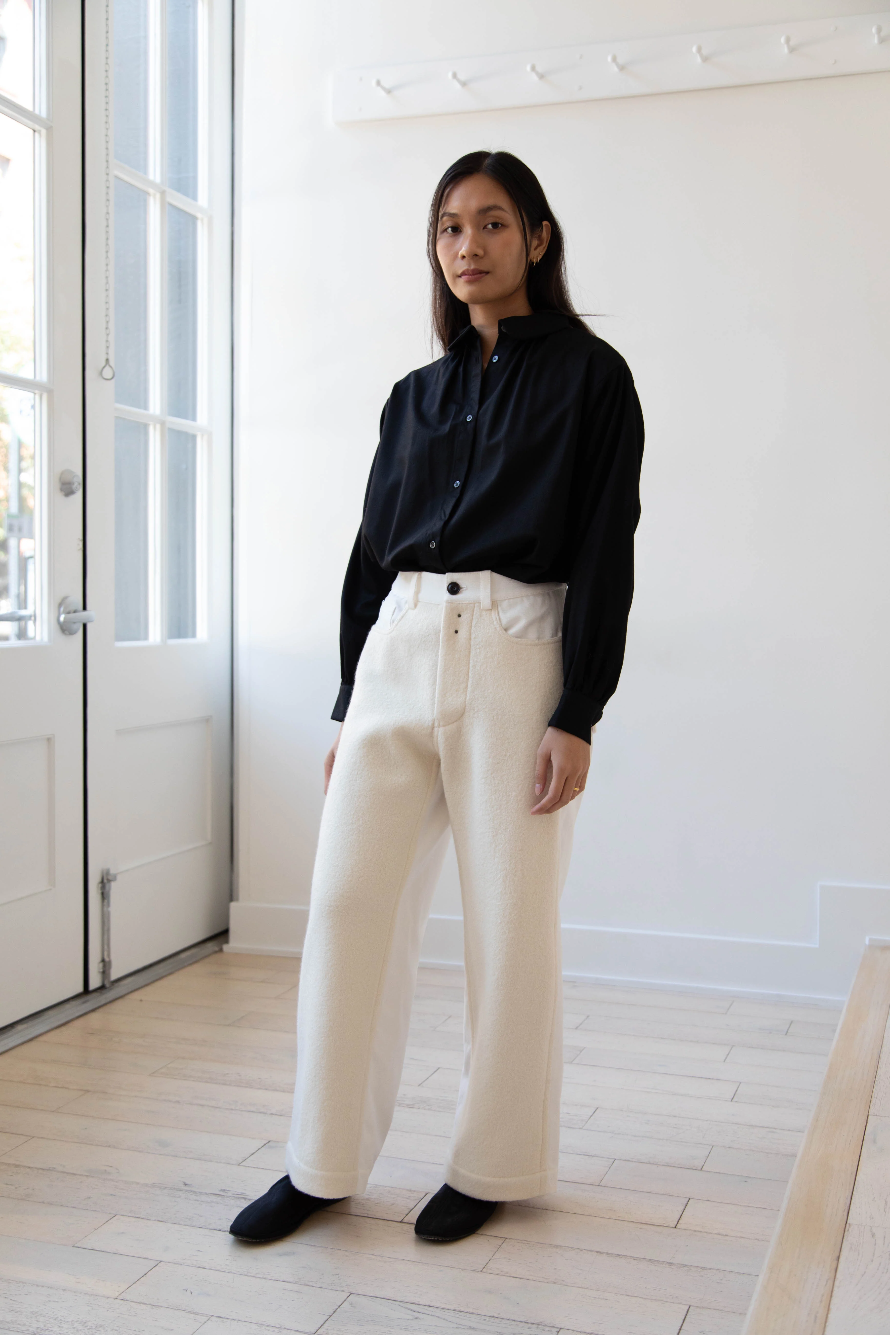 École de Curiosités | Peg Pants in White & Ecru - Image 18