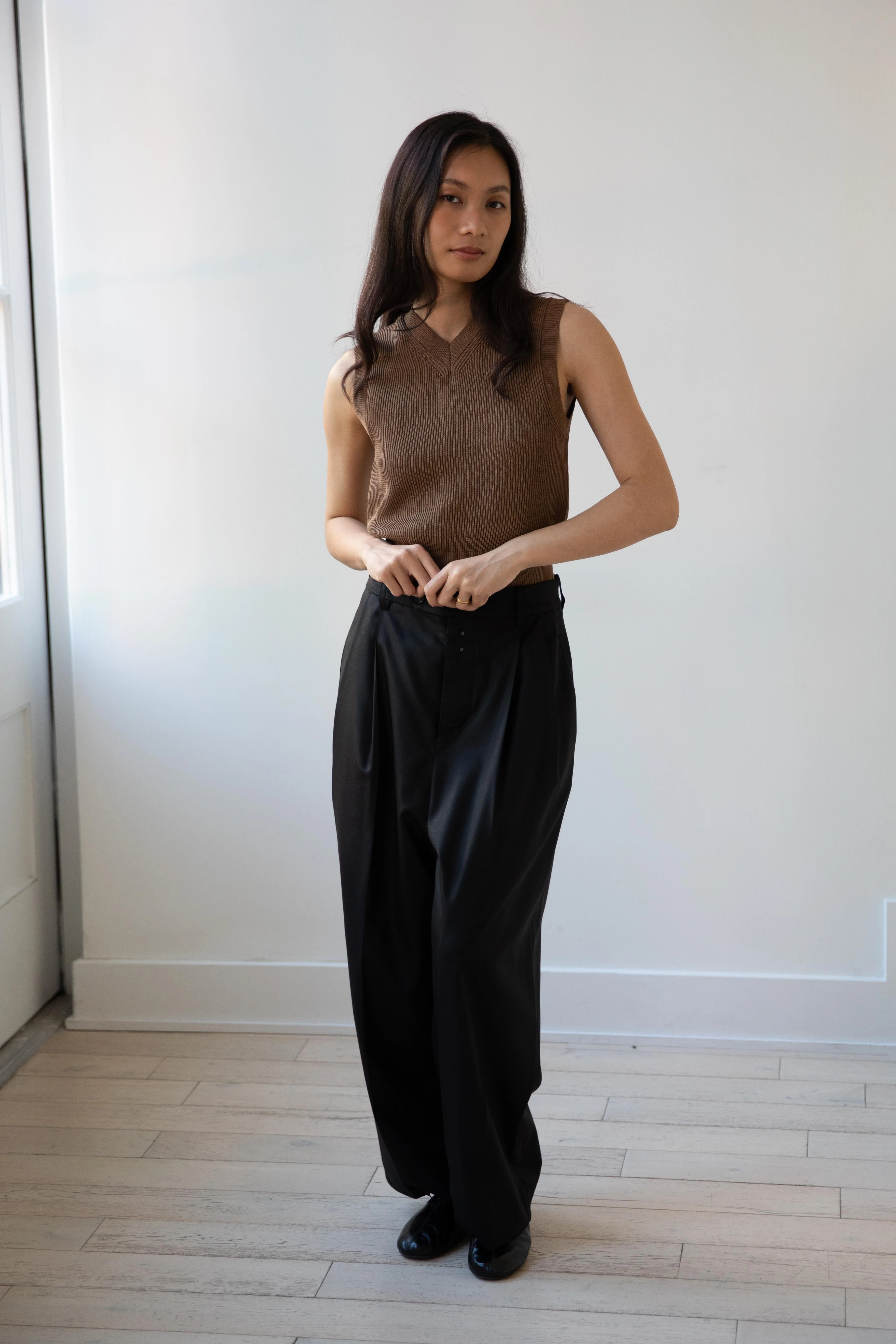 École De Curiosités | Philip-Hubert Trousers in Black - Image 27