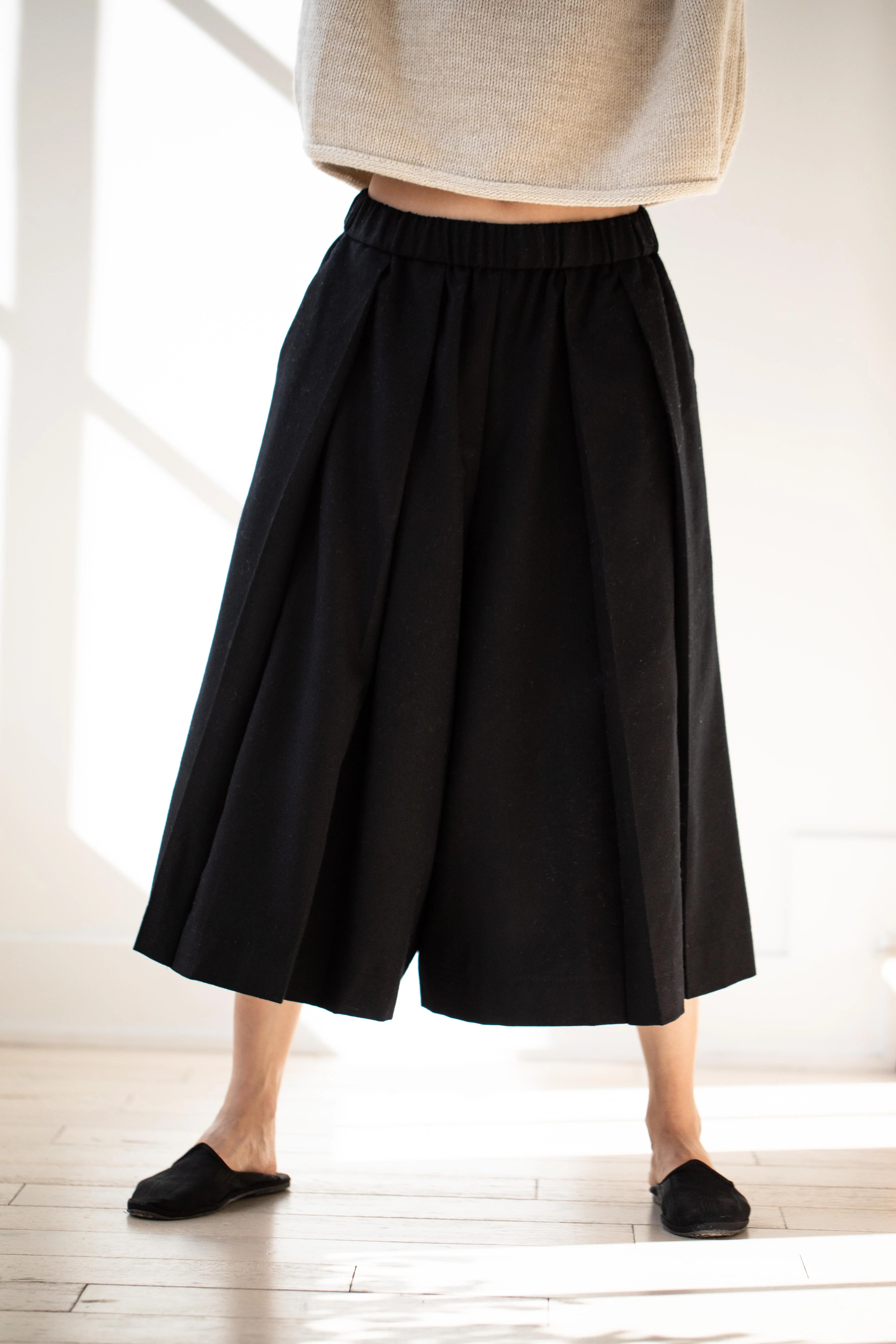 École De Curiosités | Polly Pants in Black Gaberdine Wool - Image 11