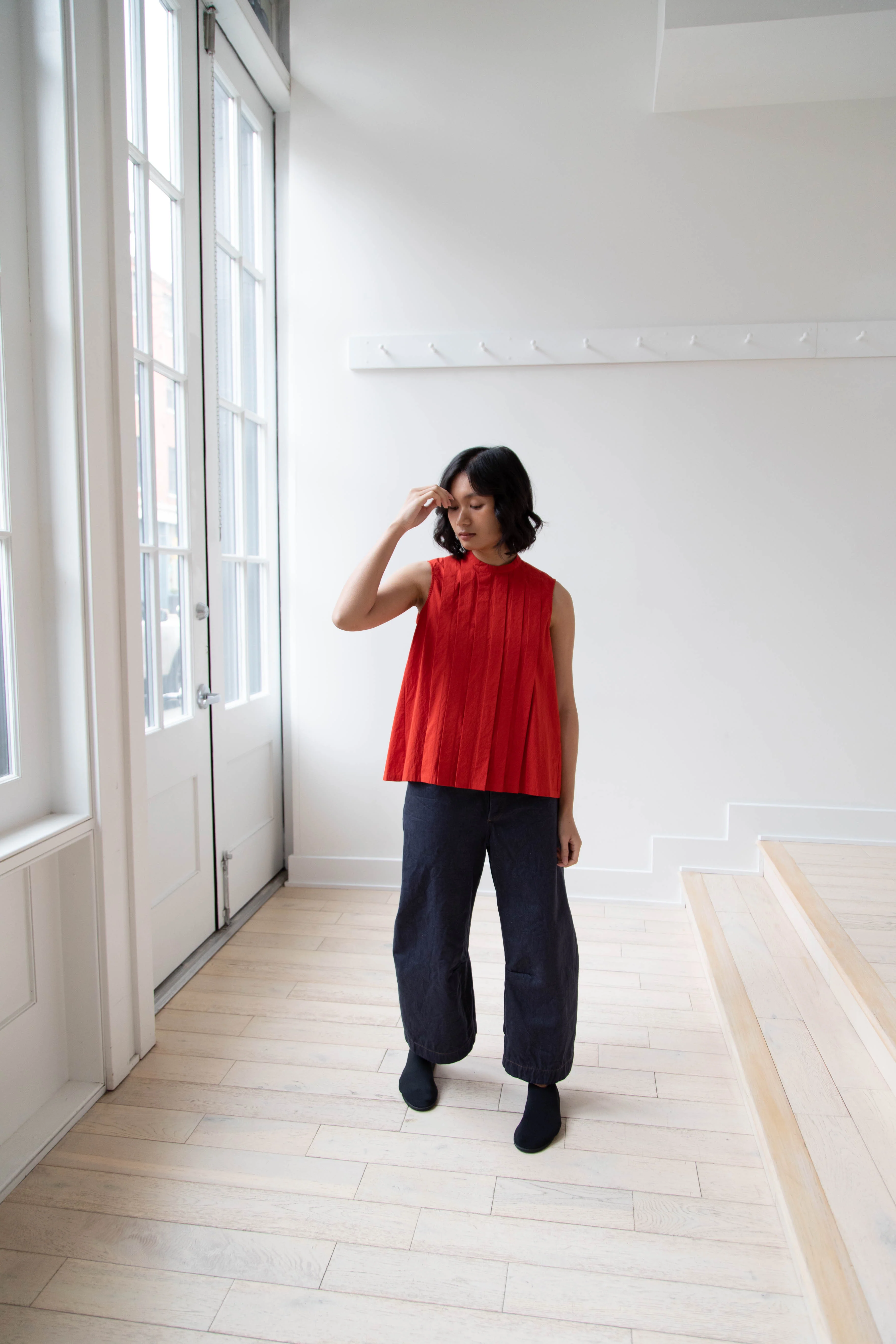 École de Curiosités | Valerie Shirt in Red - Image 15