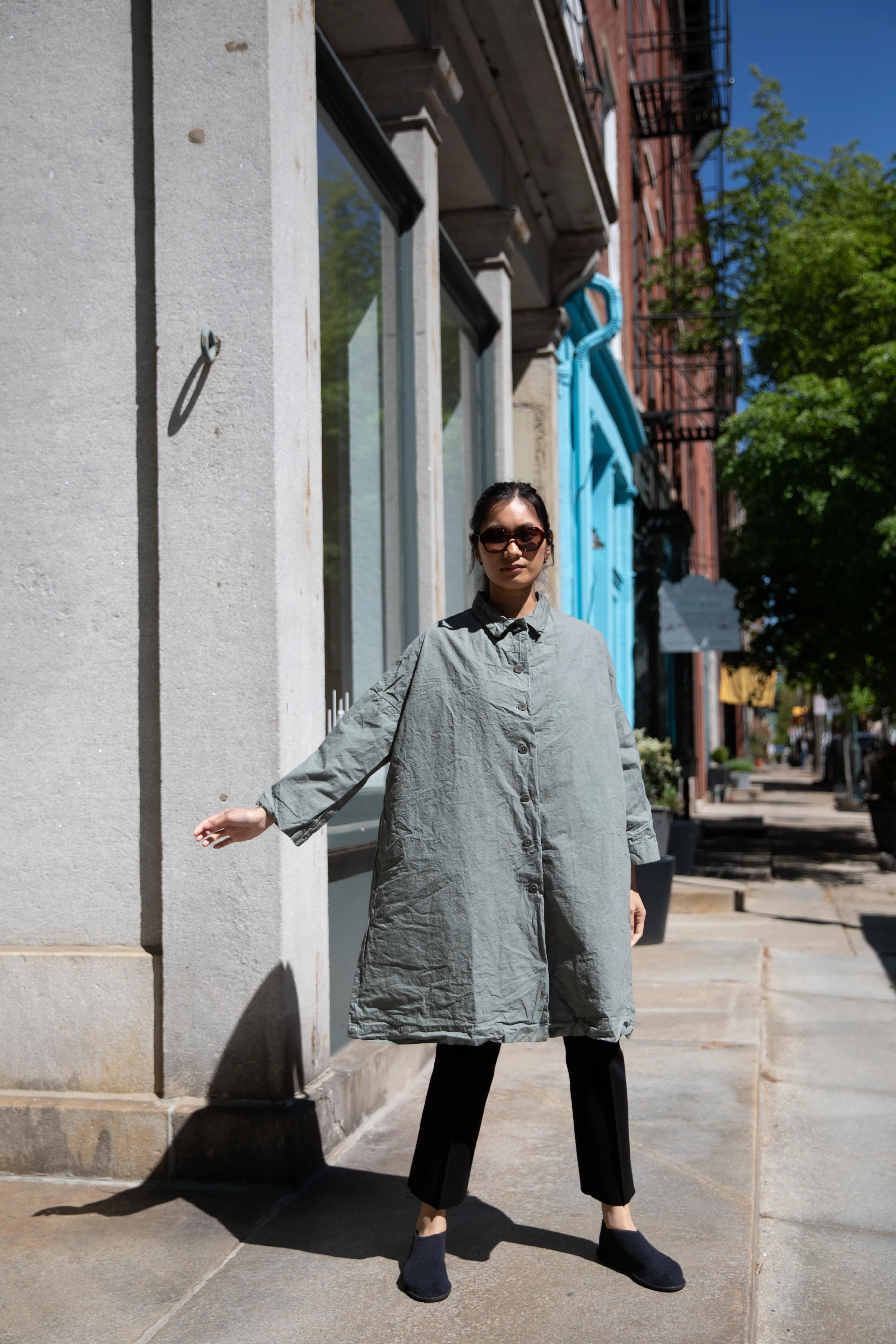 Eva Masaki | 001 Sunglasses in Goodluck - Image 13