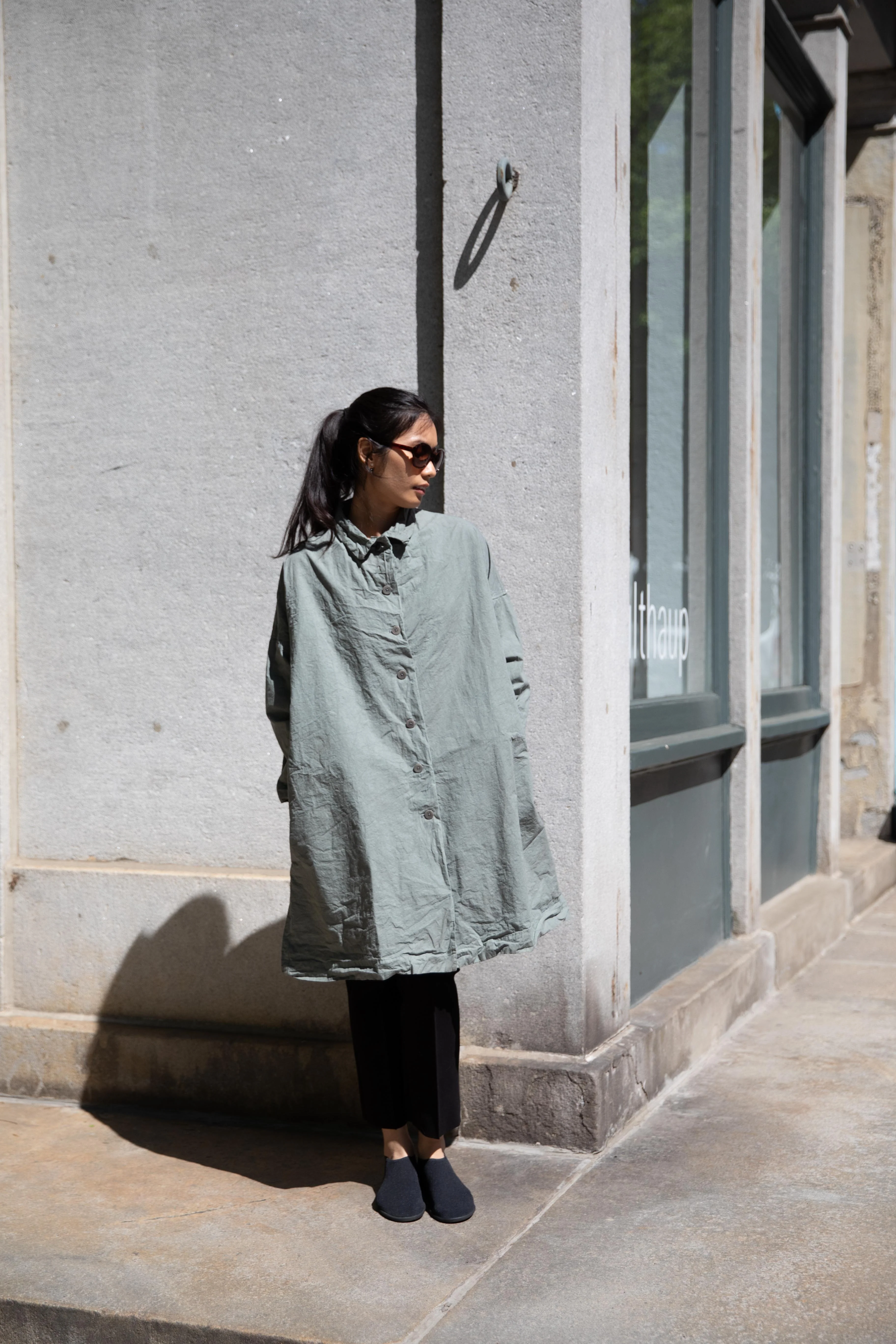 Eva Masaki | 001 Sunglasses in Goodluck - Image 7
