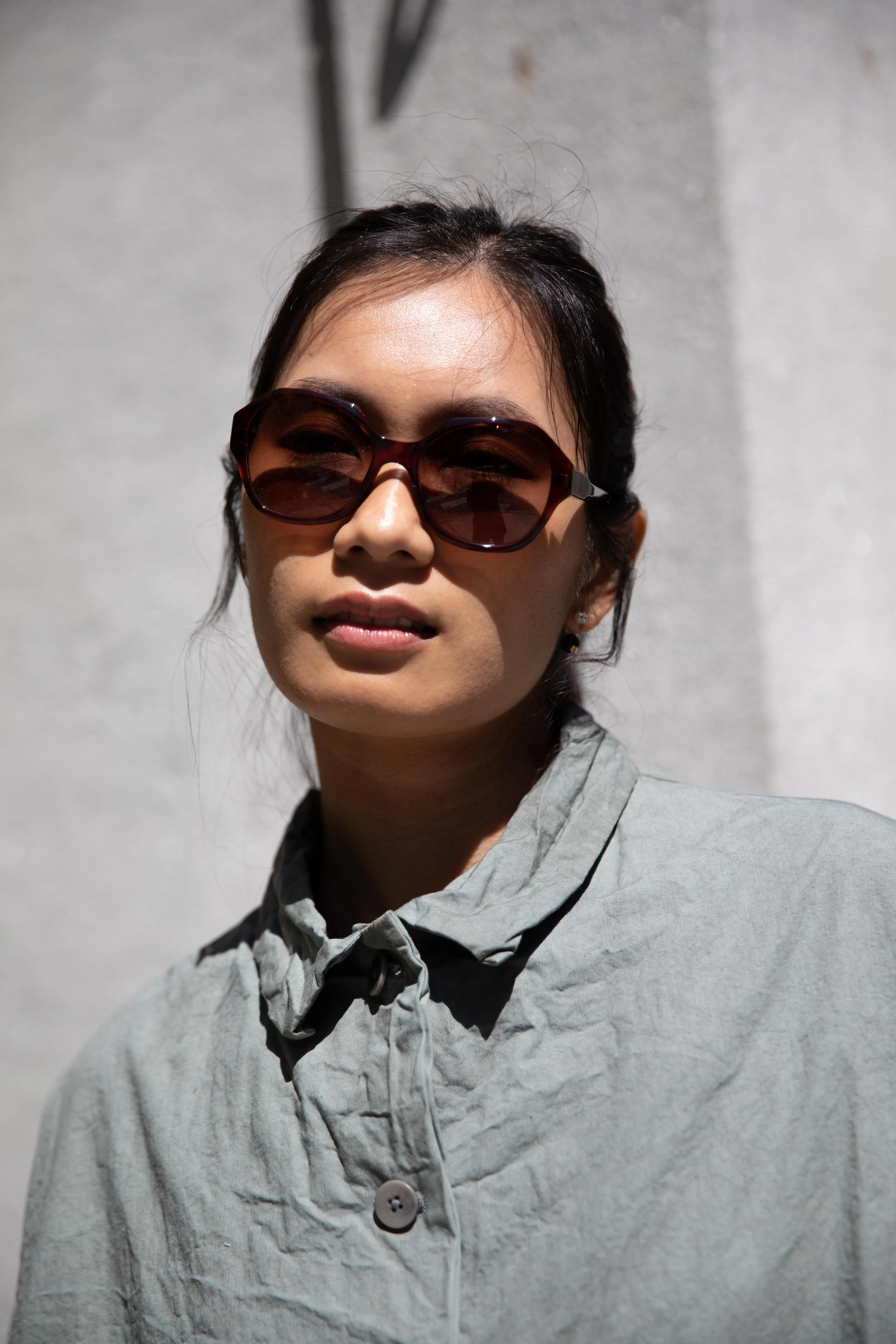 Eva Masaki | 001 Sunglasses in Goodluck - Image 9