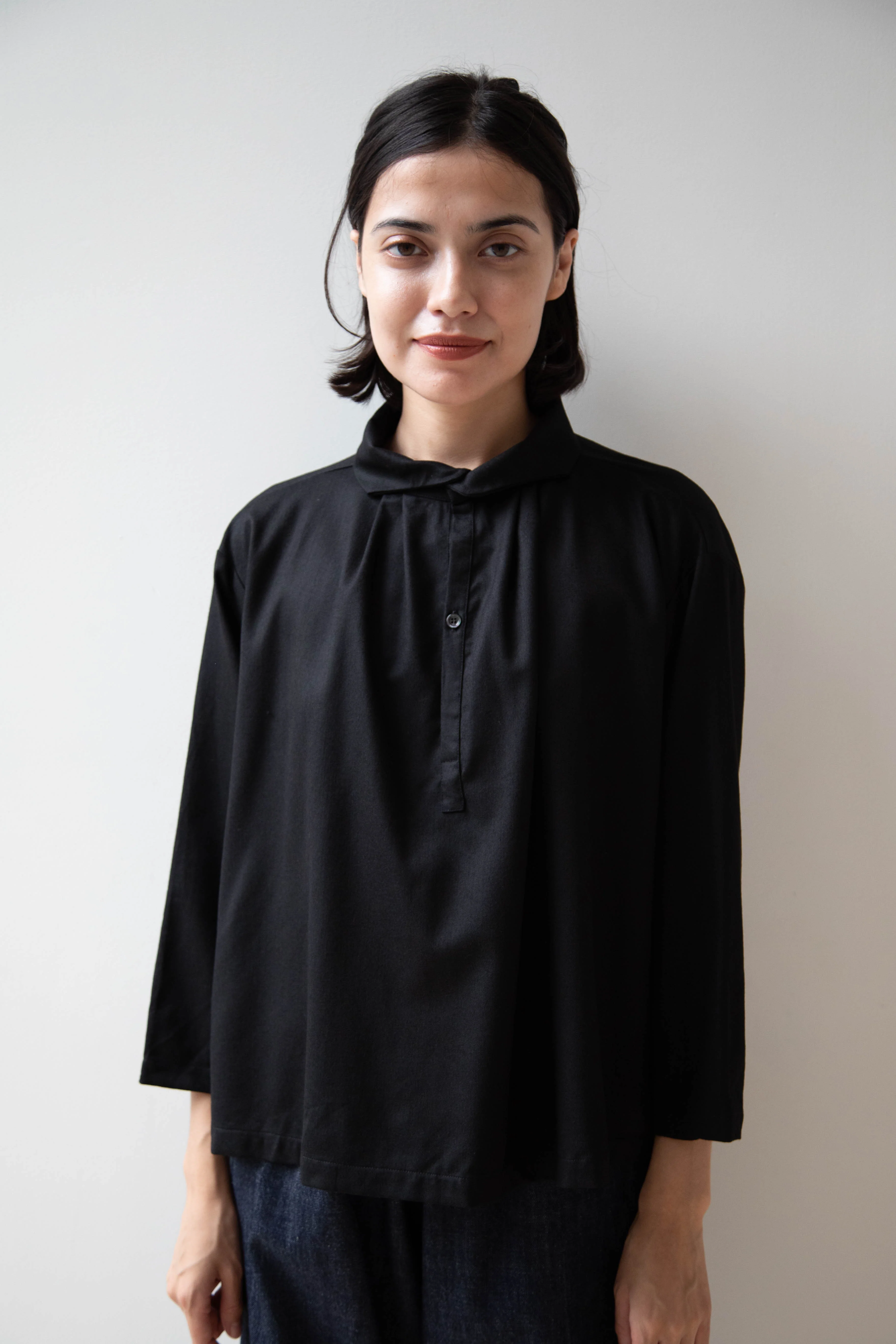 Gallego Desportes | Petite Collar Blouse in Black Wool - Image 23