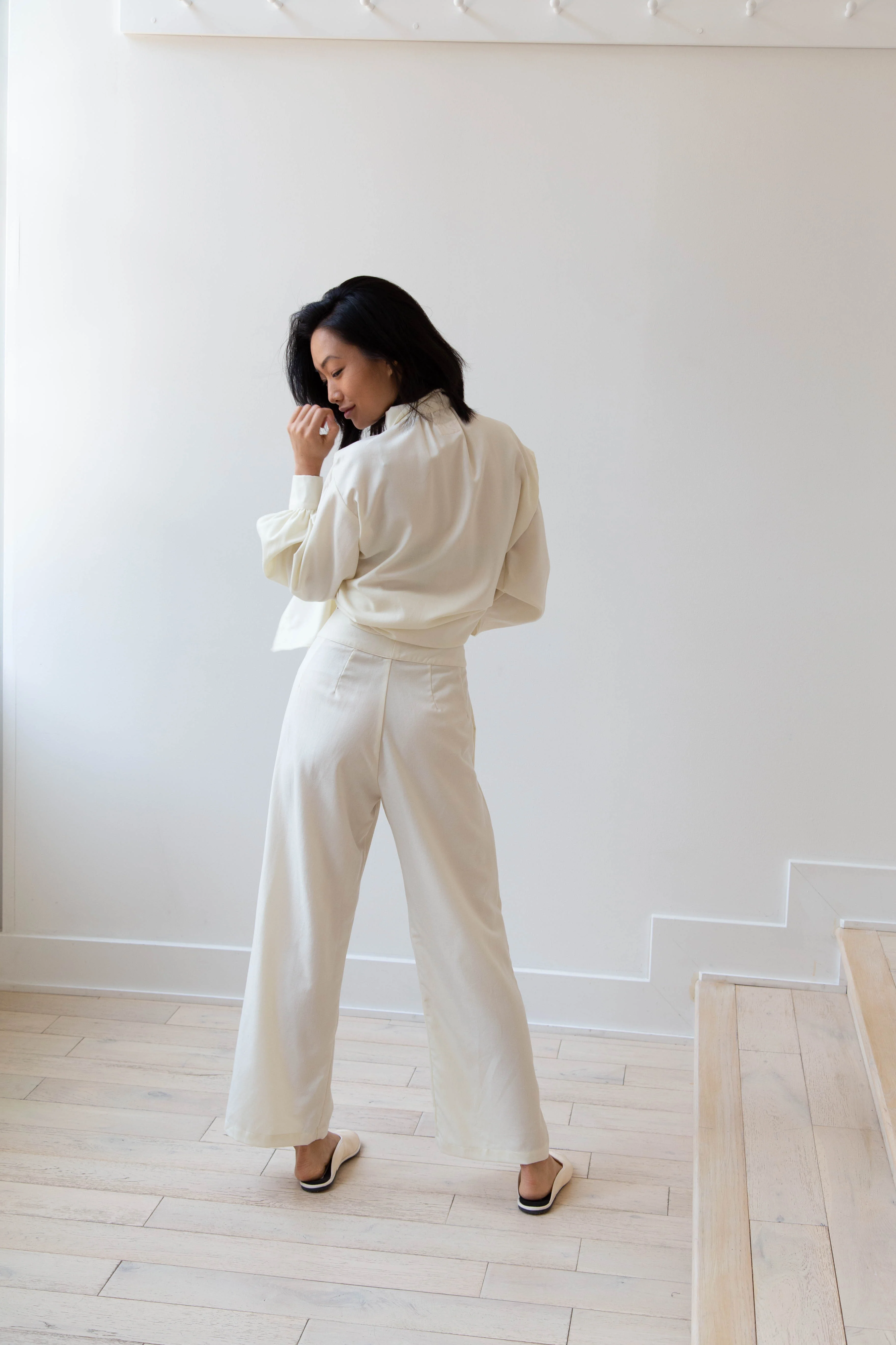 Gallego Desportes Wide Leg Trouser in Cream - Image 5