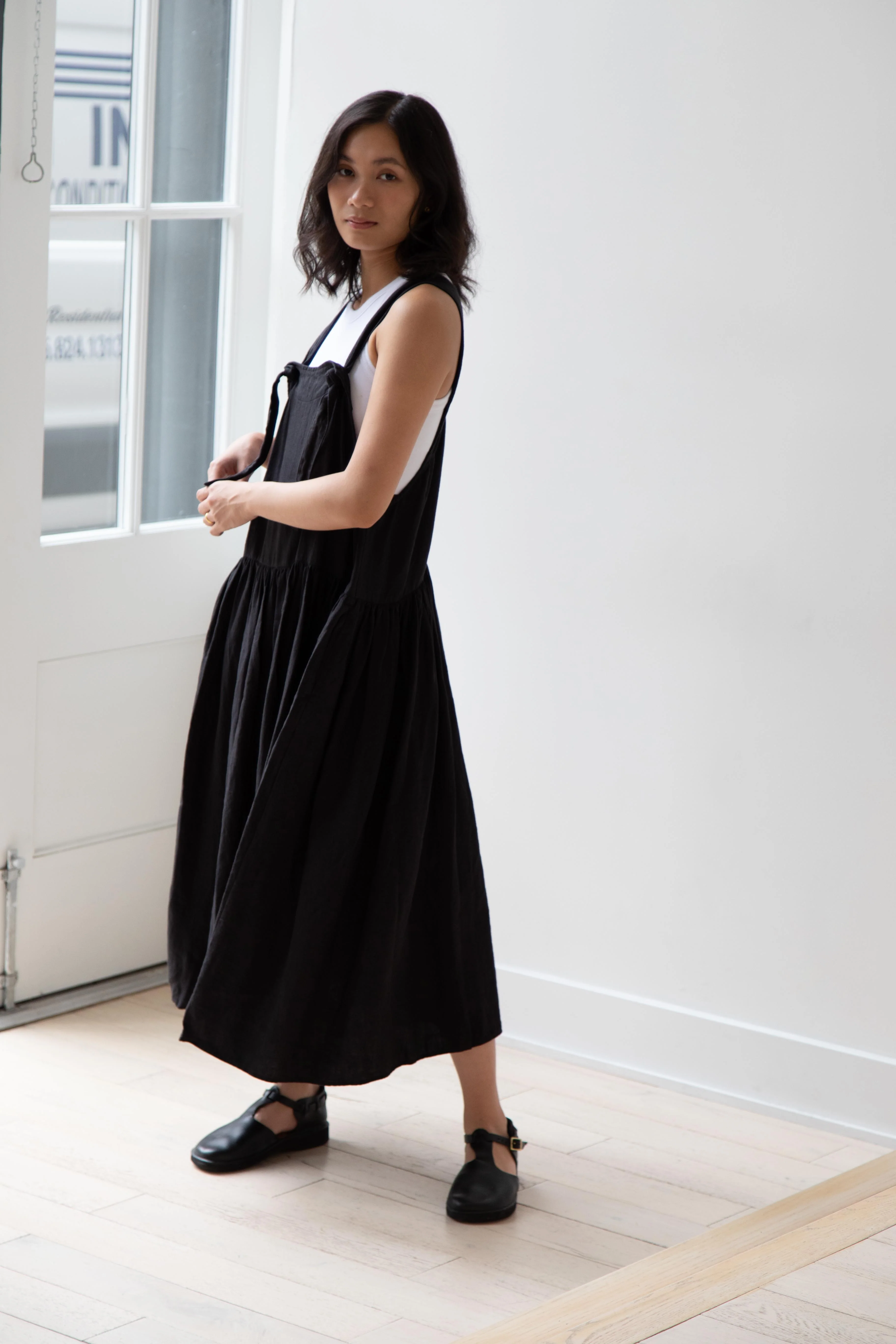 Gauze | Gathered Linen Apron Dress - Image 19