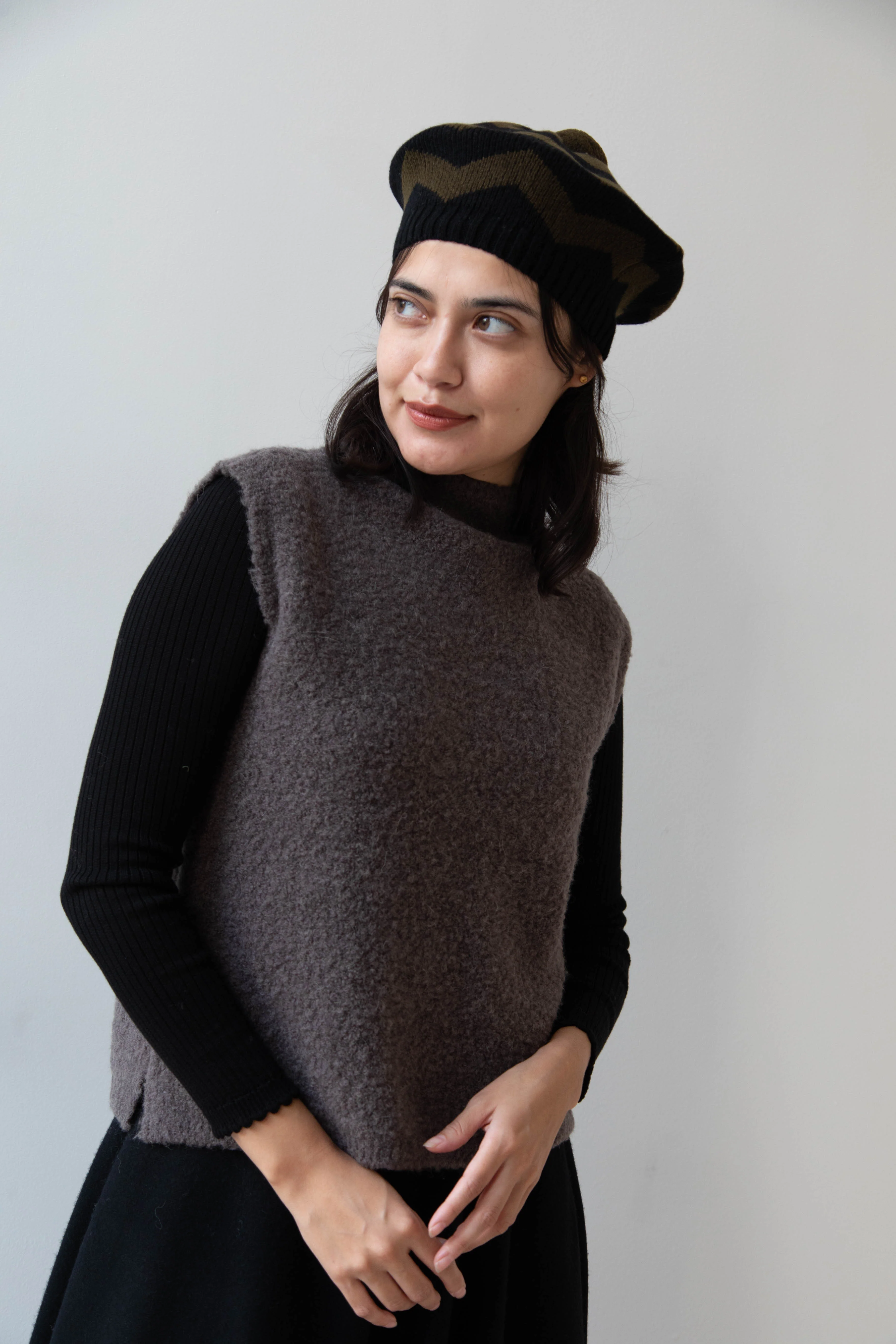 Jo Gordon | Zigzag Beret in Black & Olive - Image 12